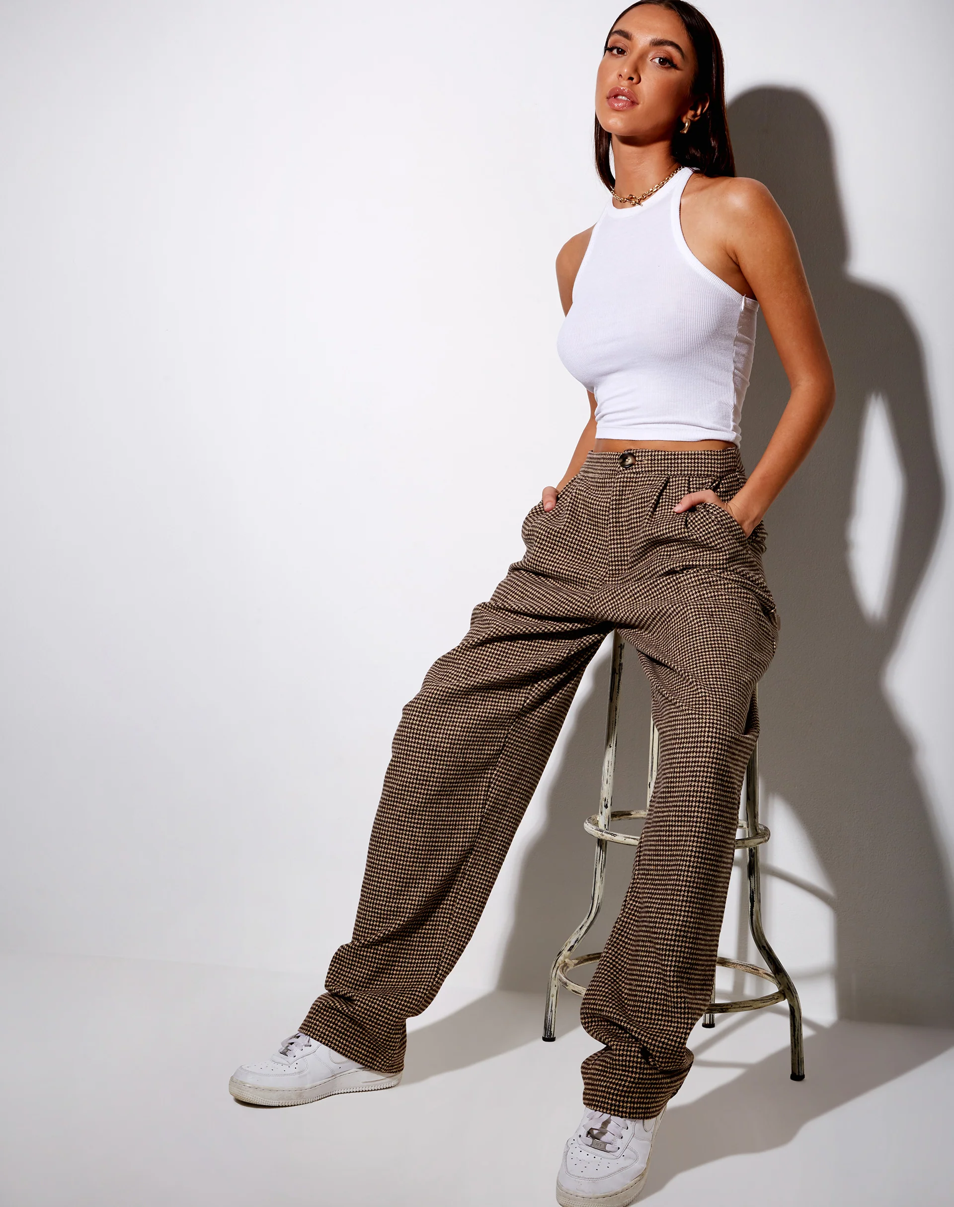 Misha Wide Leg Trouser in Houndstooth Brown - Image 2