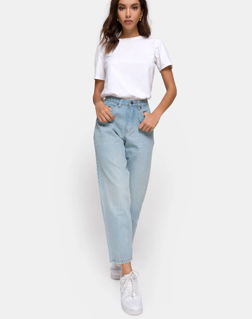Mom Jeans in Blue Wash - Image 3