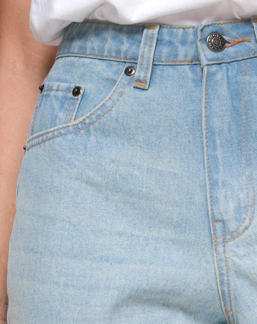 Mom Jeans in Blue Wash - Image 5