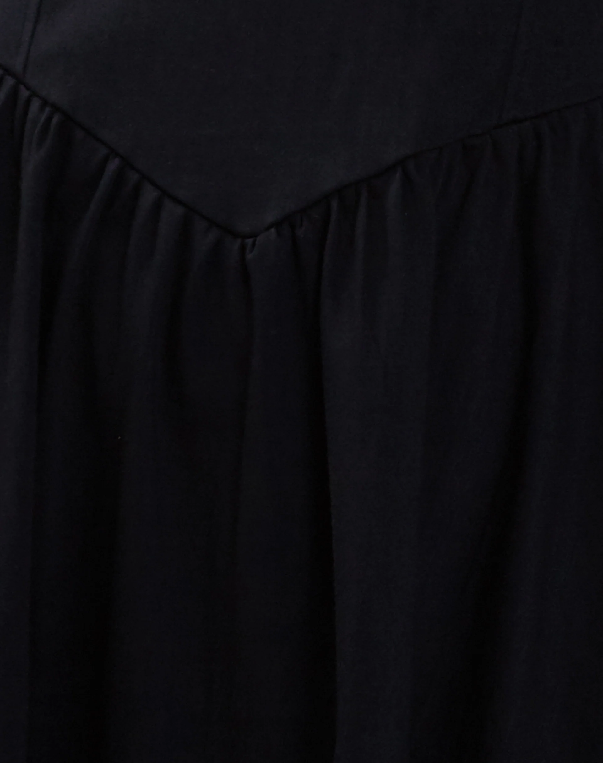 Nanisa Mini Dress in Black - Image 5