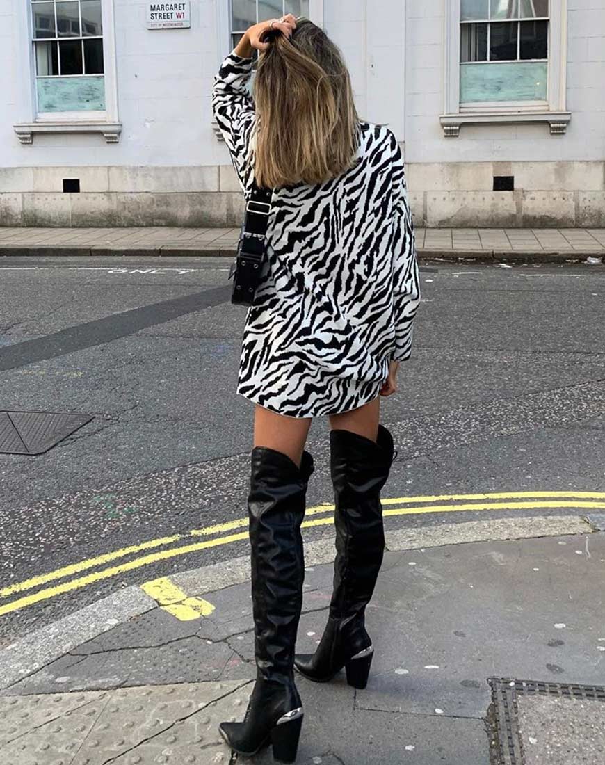Neivie Jumper Dress in Zebra B/W - Image 2
