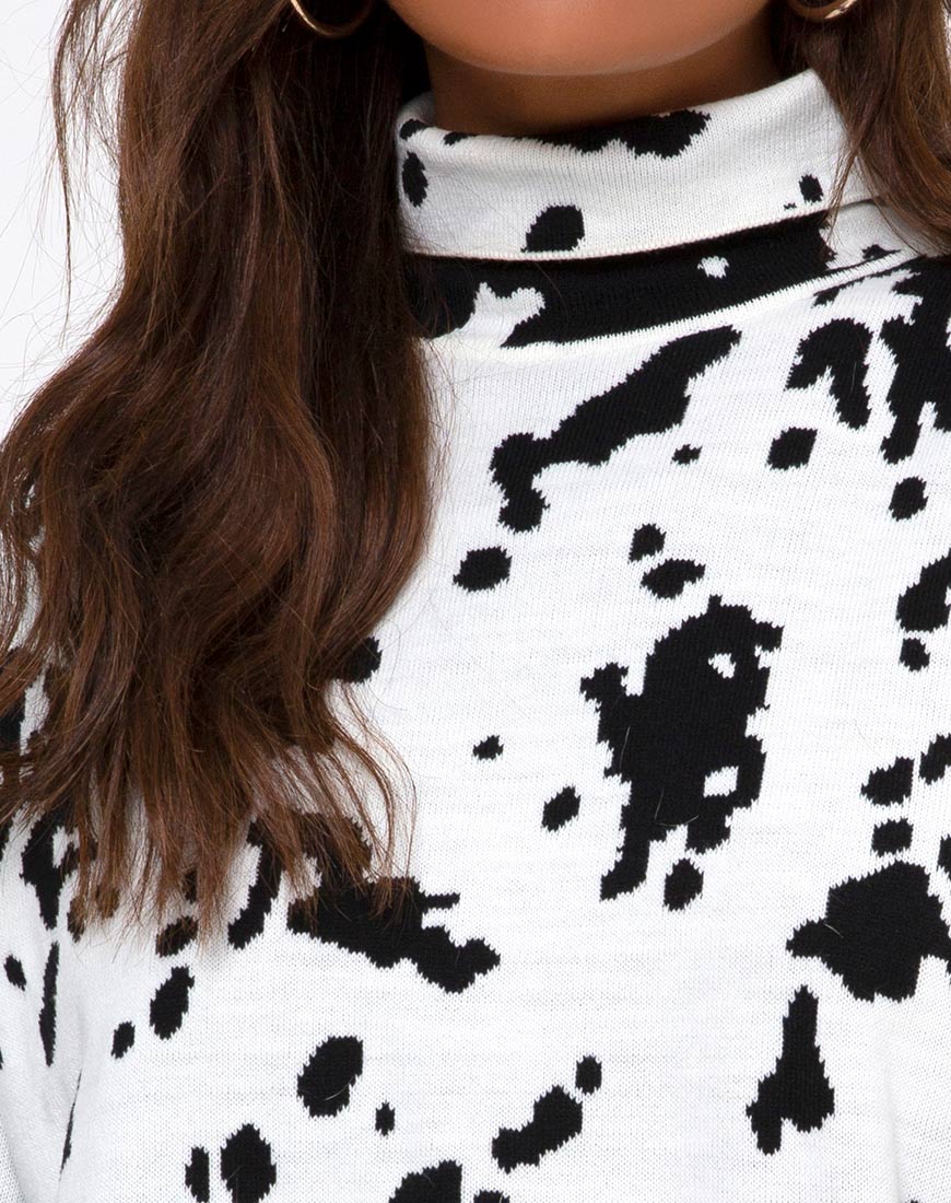 Neve Jumper Dress in Dalmatian - Image 8