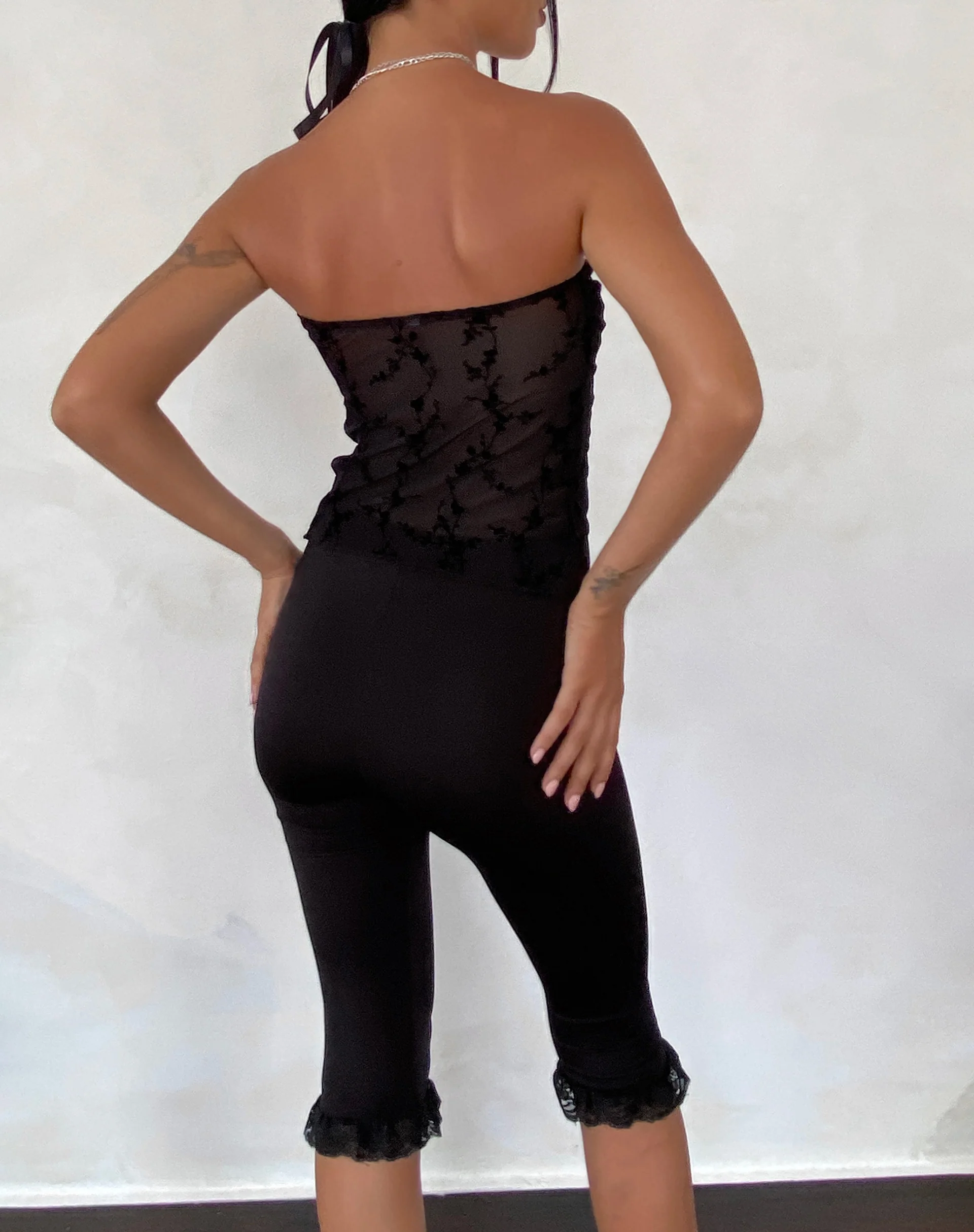 Nicola Butterfly Top in Vine Flower Black - Image 4