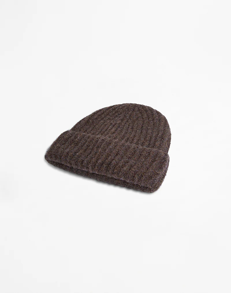 Nivo Beanie in Brown - Image 4
