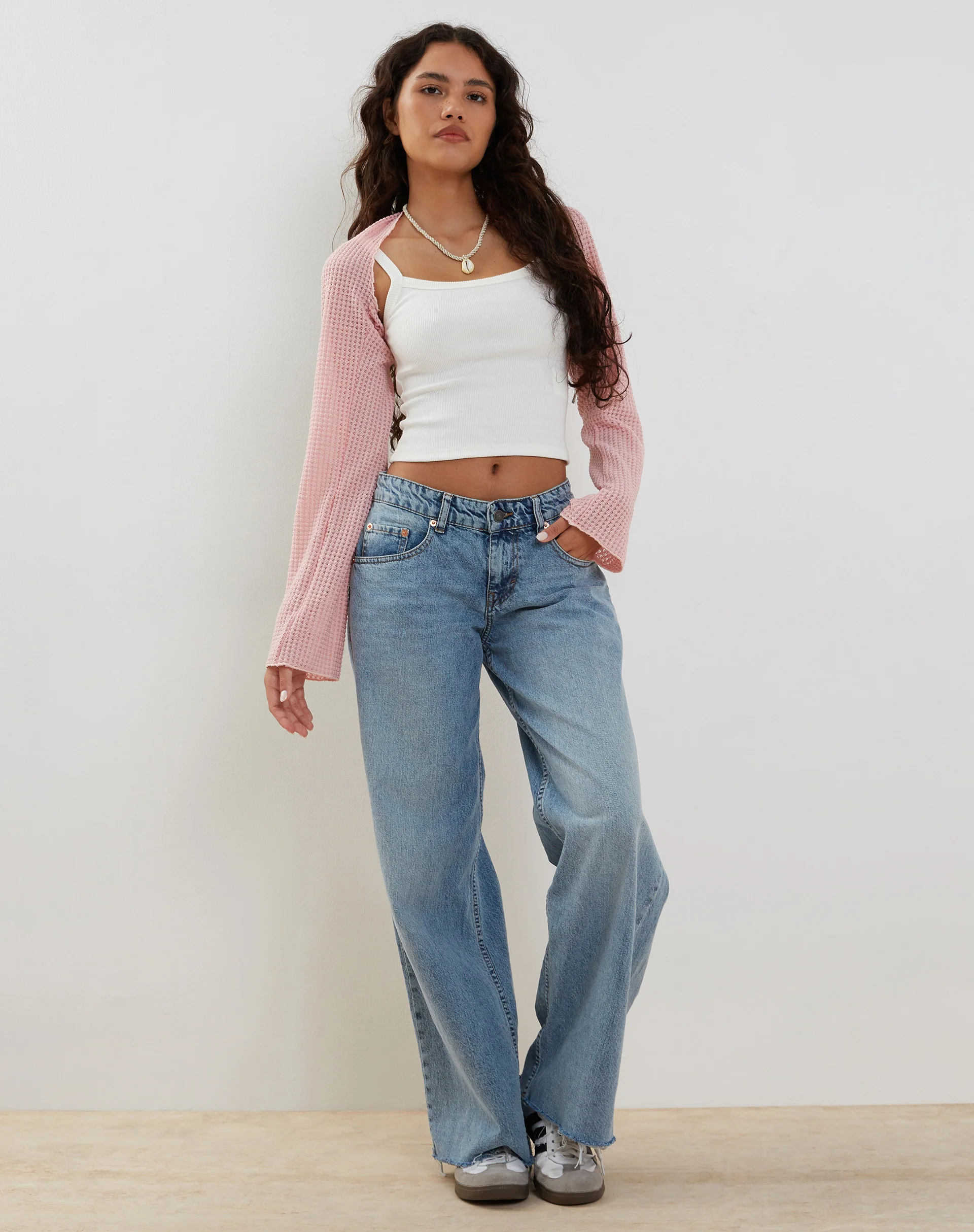 Nobila Shrug Top in Baby Pink - Image 5