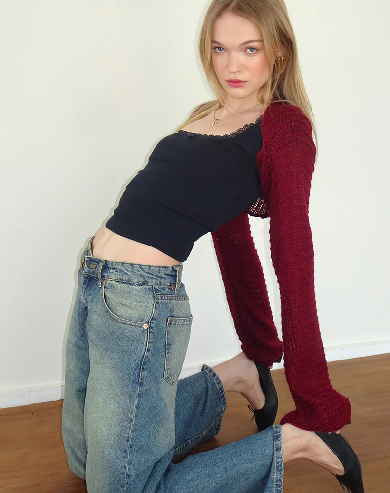 Nobila Knitted Shrug Top in Burgundy - Image 3