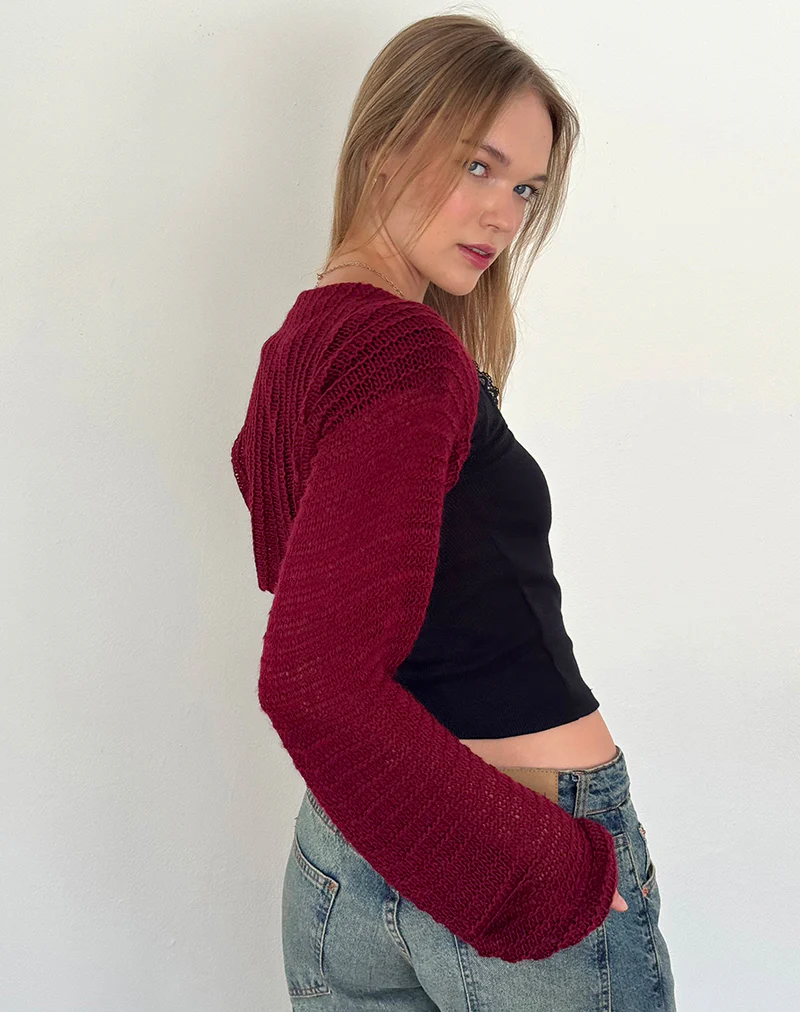 Nobila Knitted Shrug Top in Burgundy - Image 5