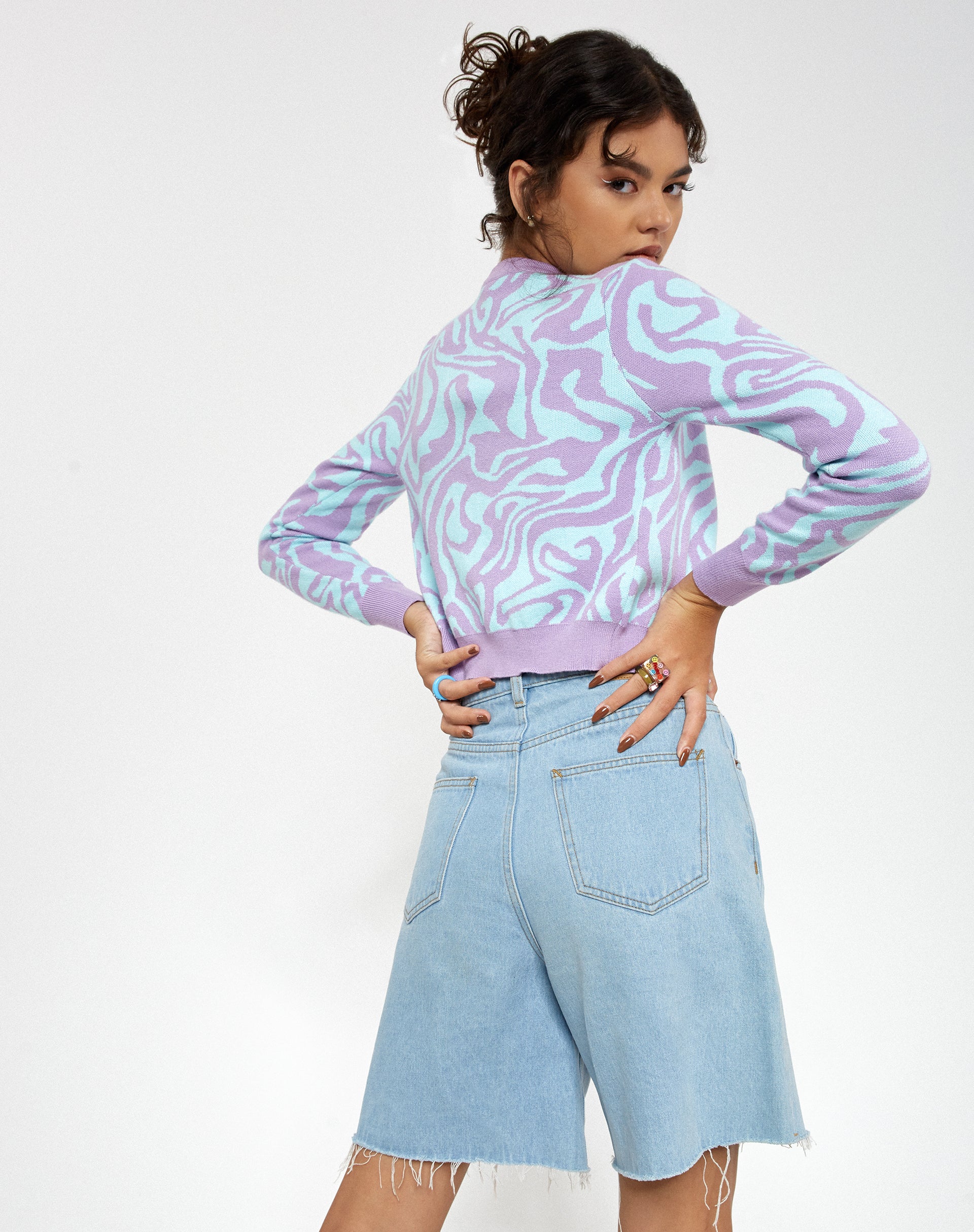 Odina Cardi in Knit Jagged Swirl Lavender and Mint - Image 3