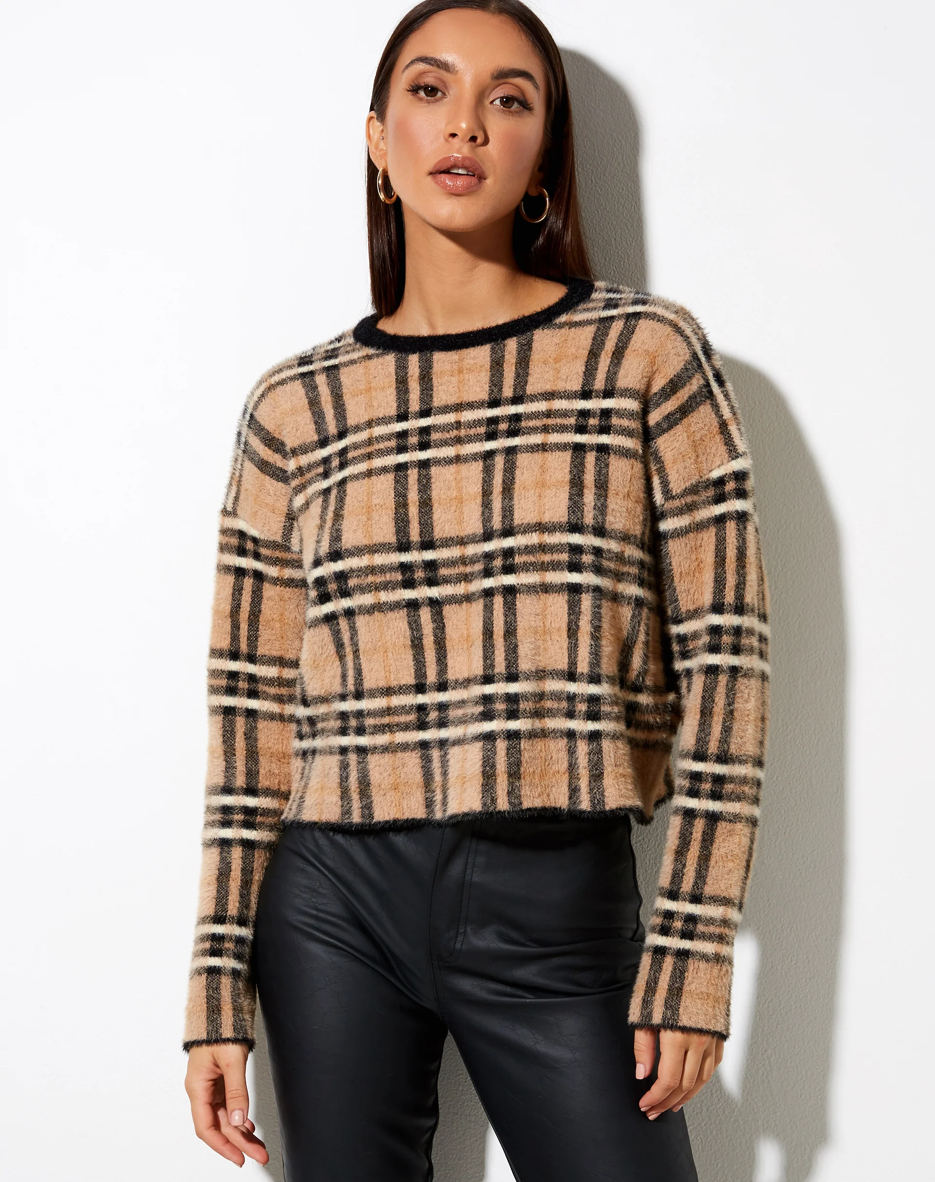 Oki Jumper in Knit Cream Black and White Check - Image 5