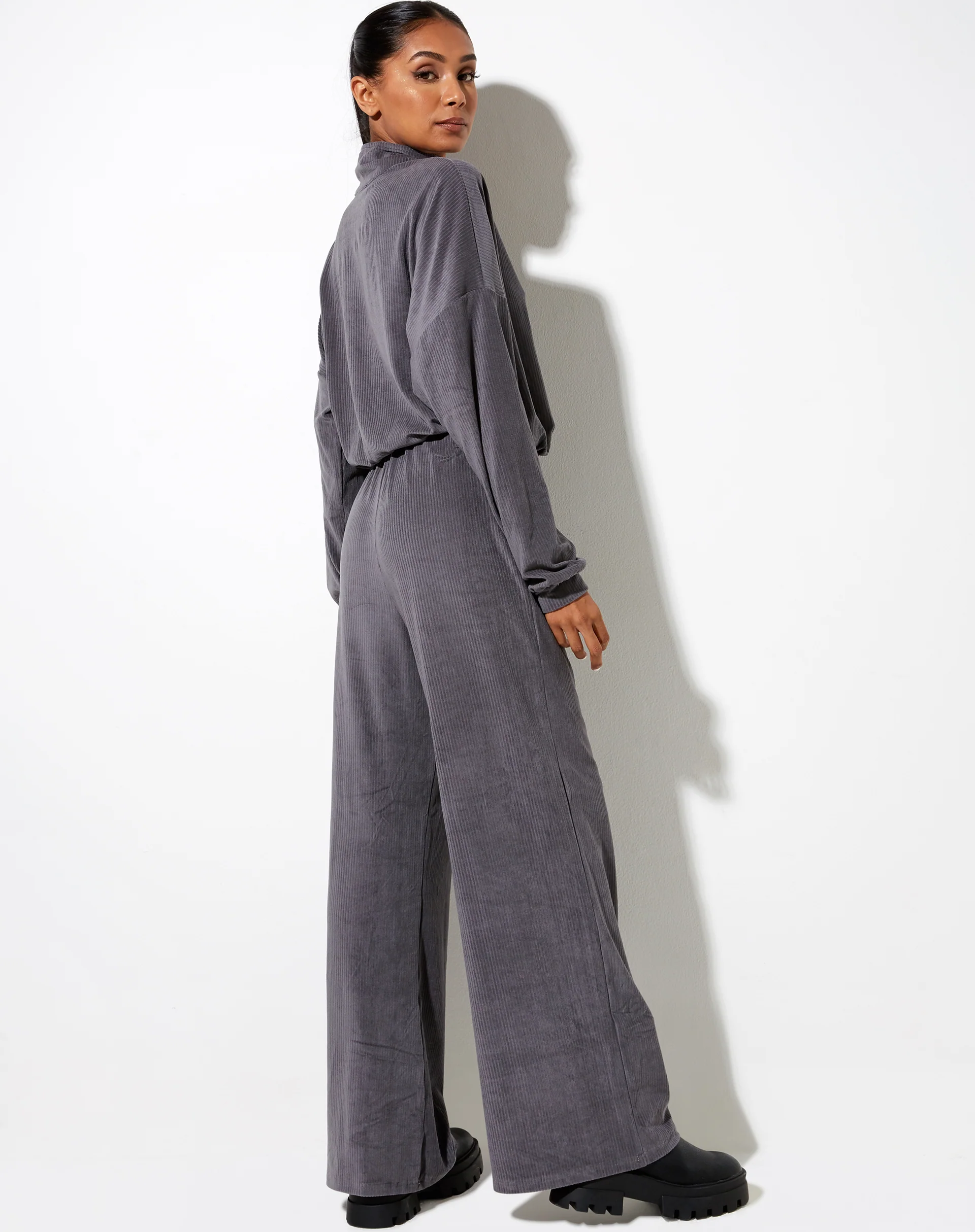 Olini Jumper in Charcoal Grey 'Angel' Embro - Image 2