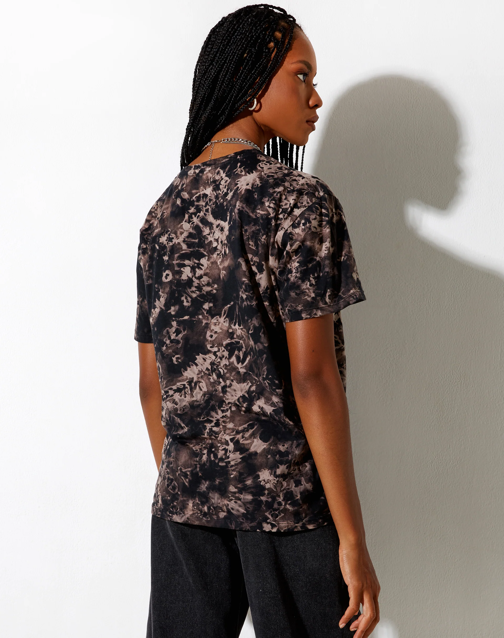 Oversize Basic Tee in Oil Smoke - Image 2