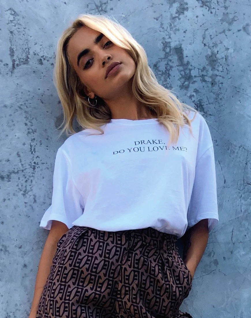 Oversize Basic Tee in White Drake Do You Love Me - Image 2