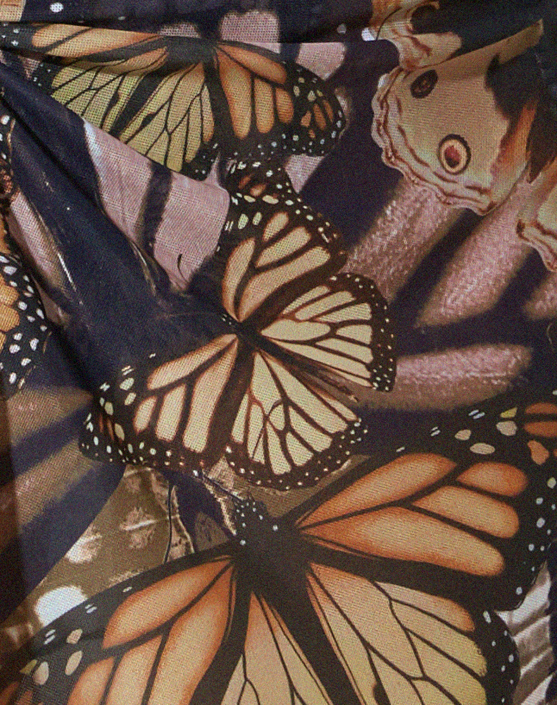 Pao Sarong in Abstract Butterfly Gold - Image 8