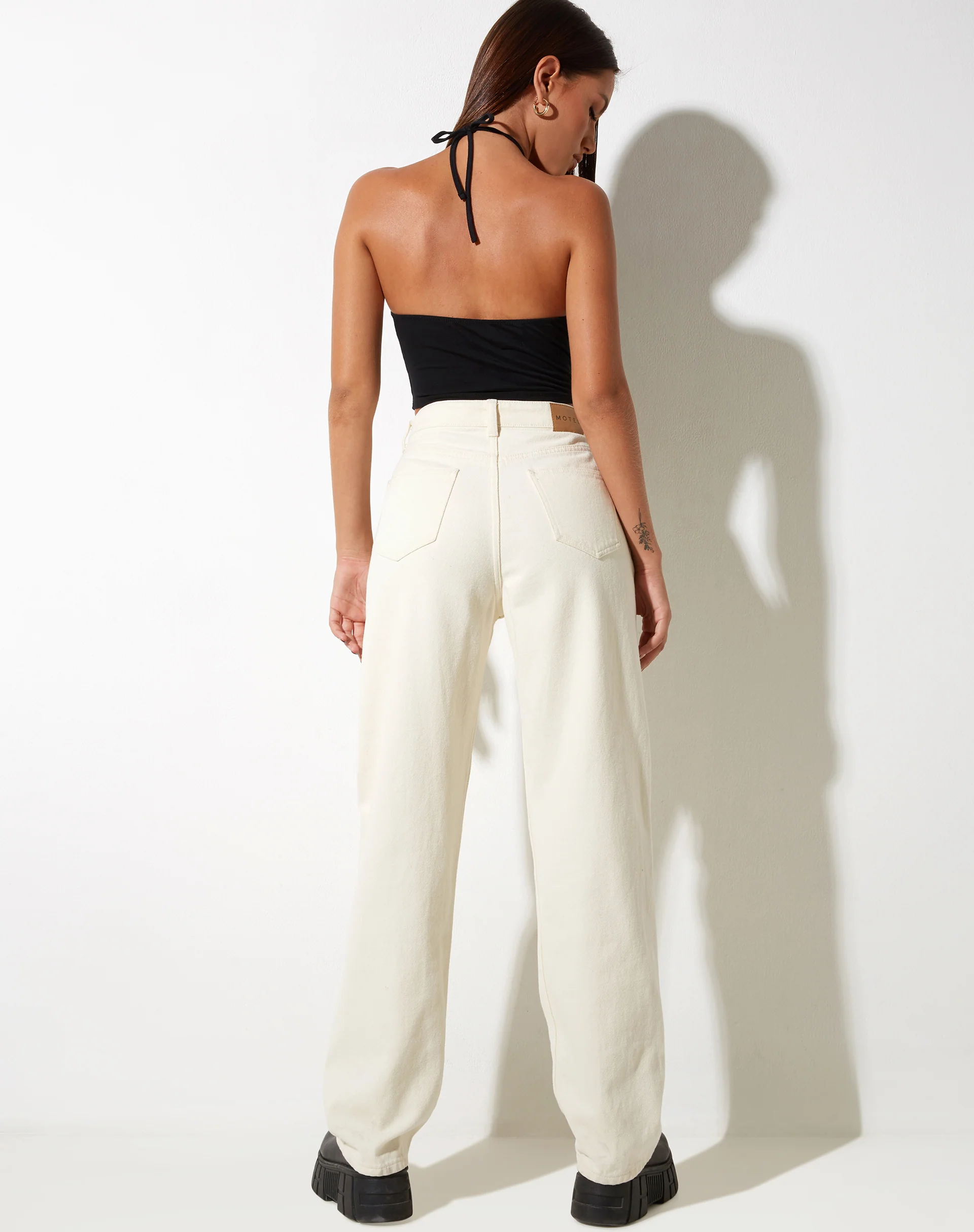 Parallel Jeans in Buttermilk - Image 5