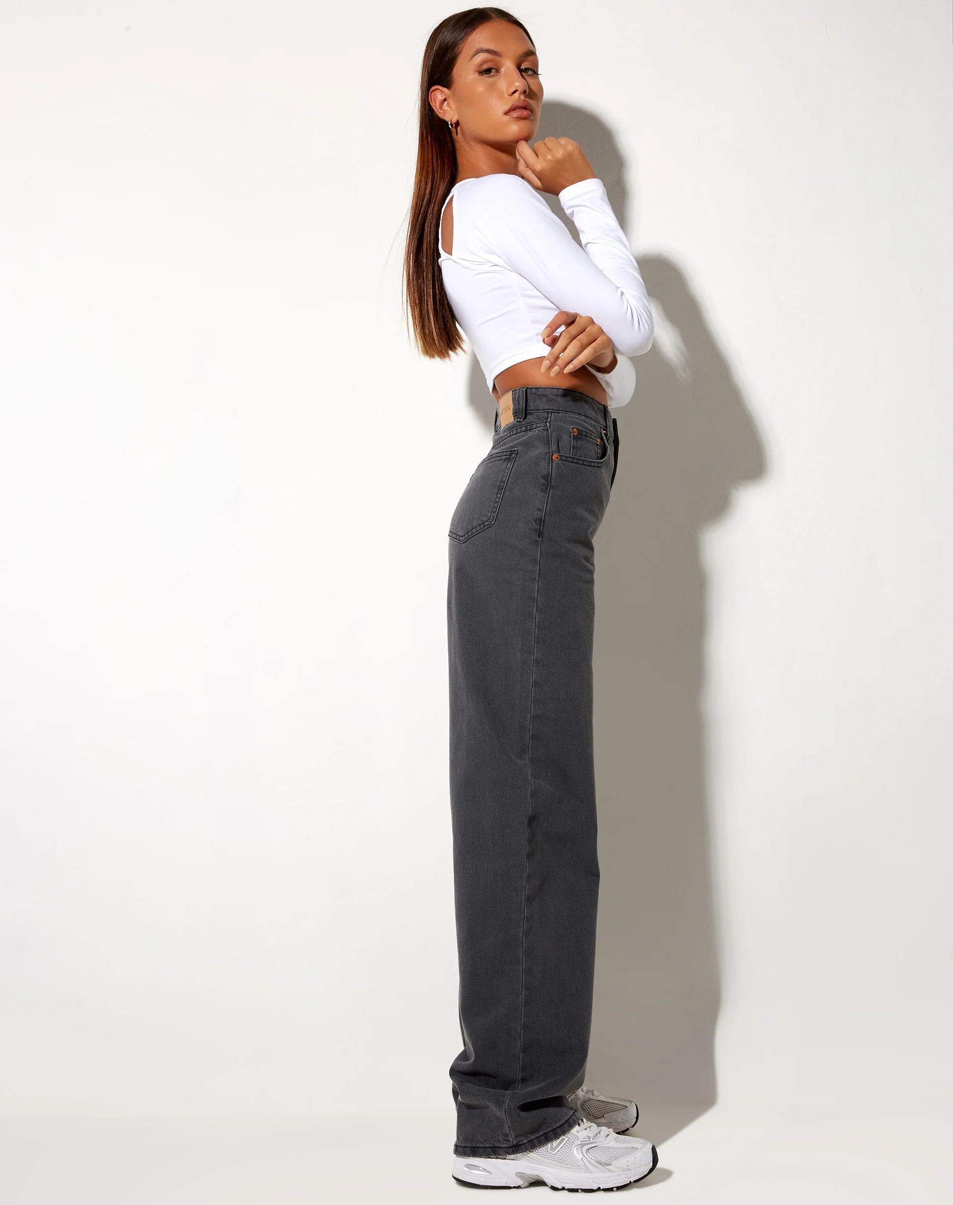 Parallel Jeans in Grey Wash - Image 4