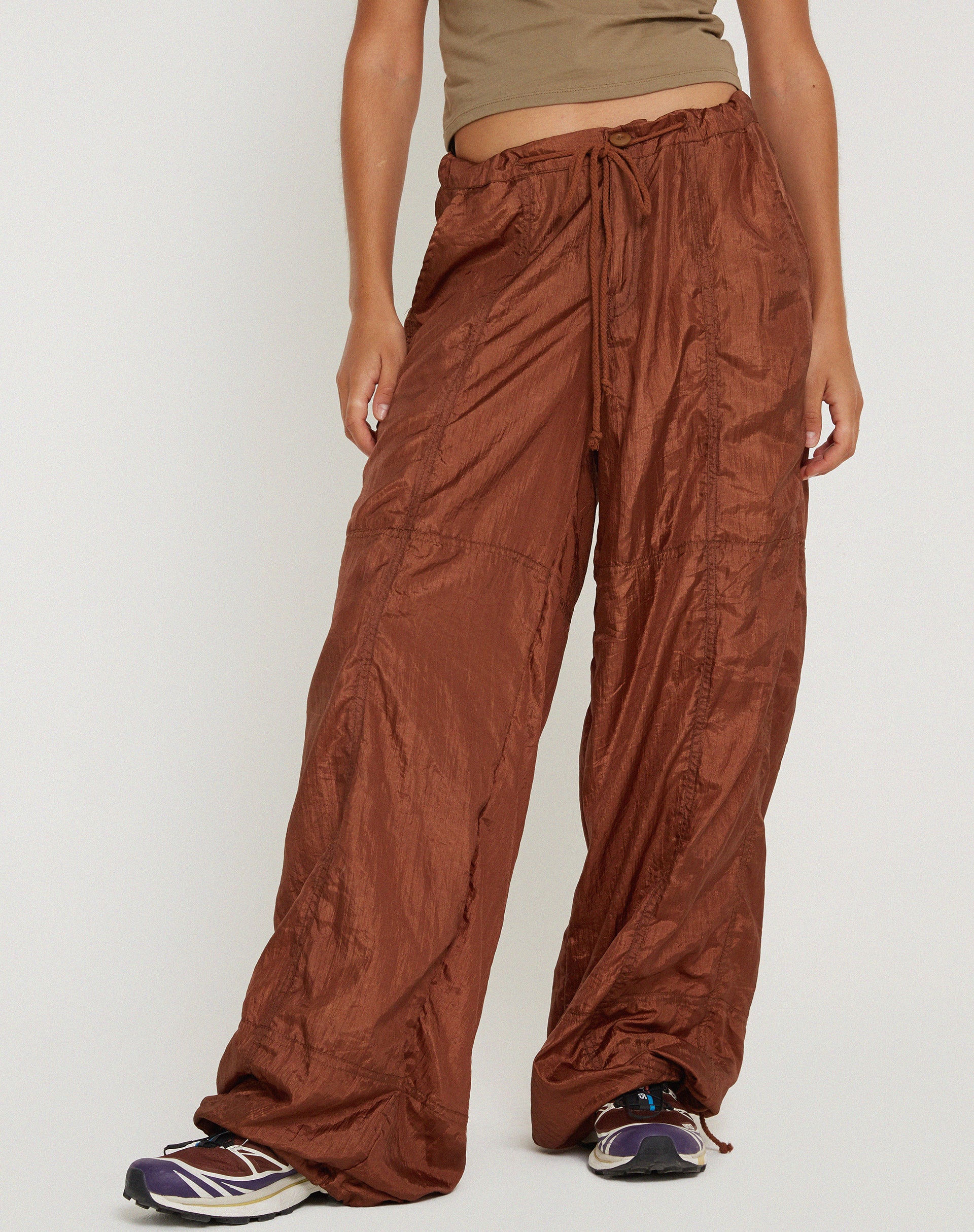 Phil Trouser in Parachute Brown - Image 2