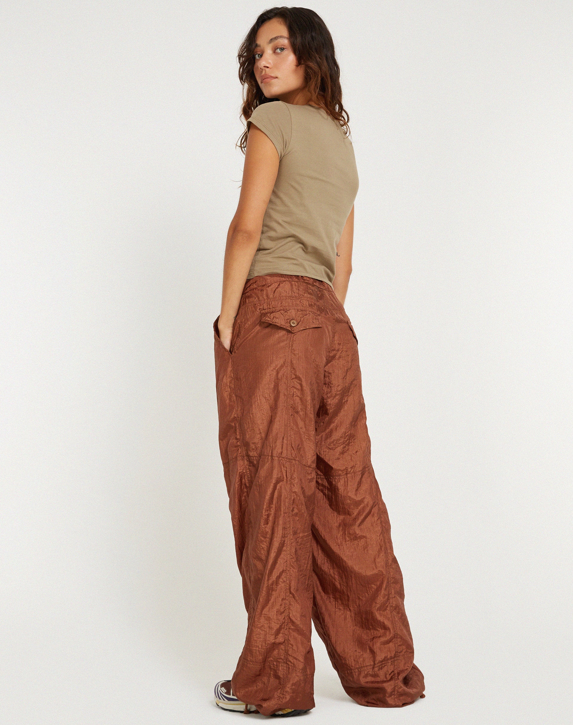 Phil Trouser in Parachute Brown - Image 4