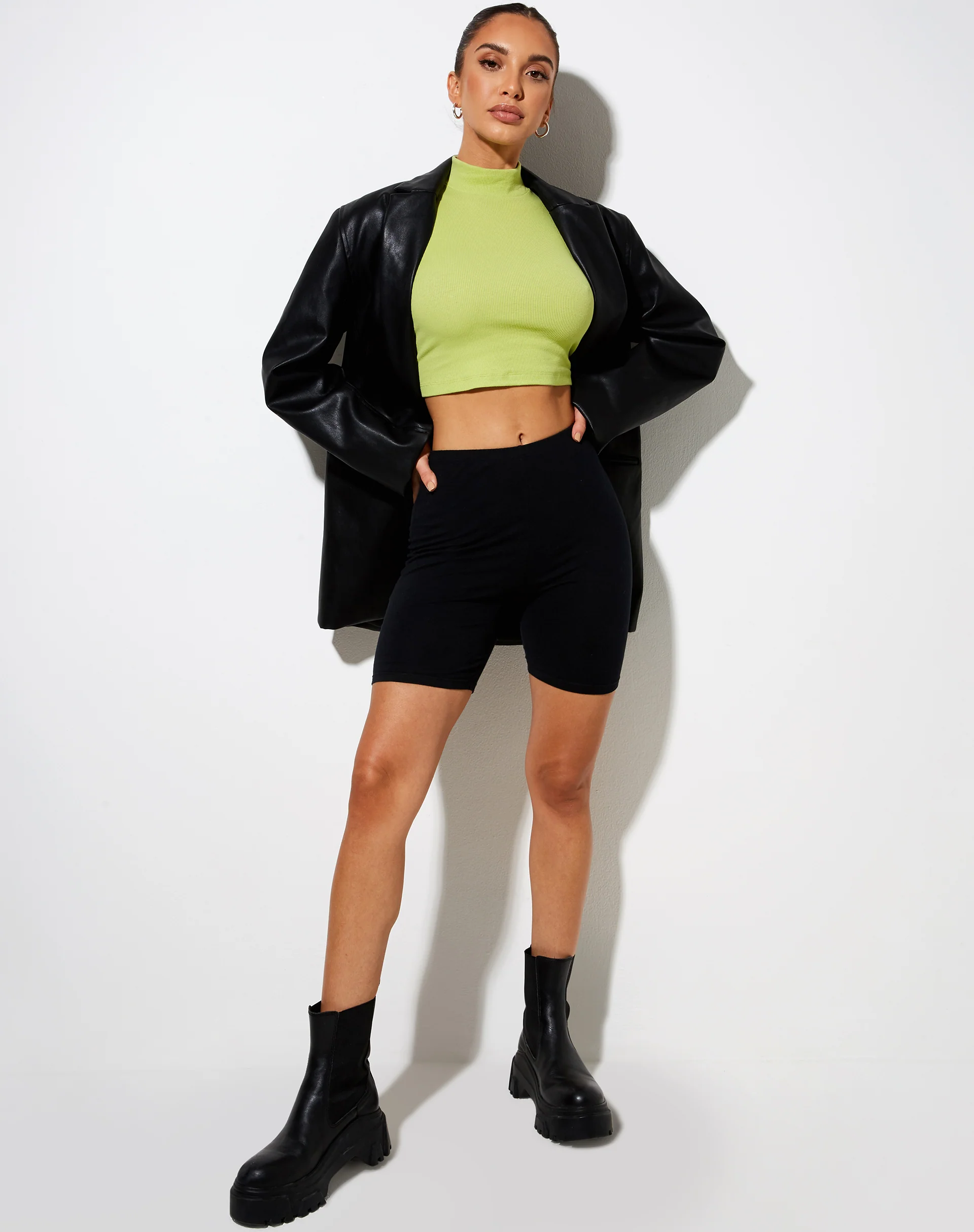 Que Crop Top in Leaf Green - Image 3