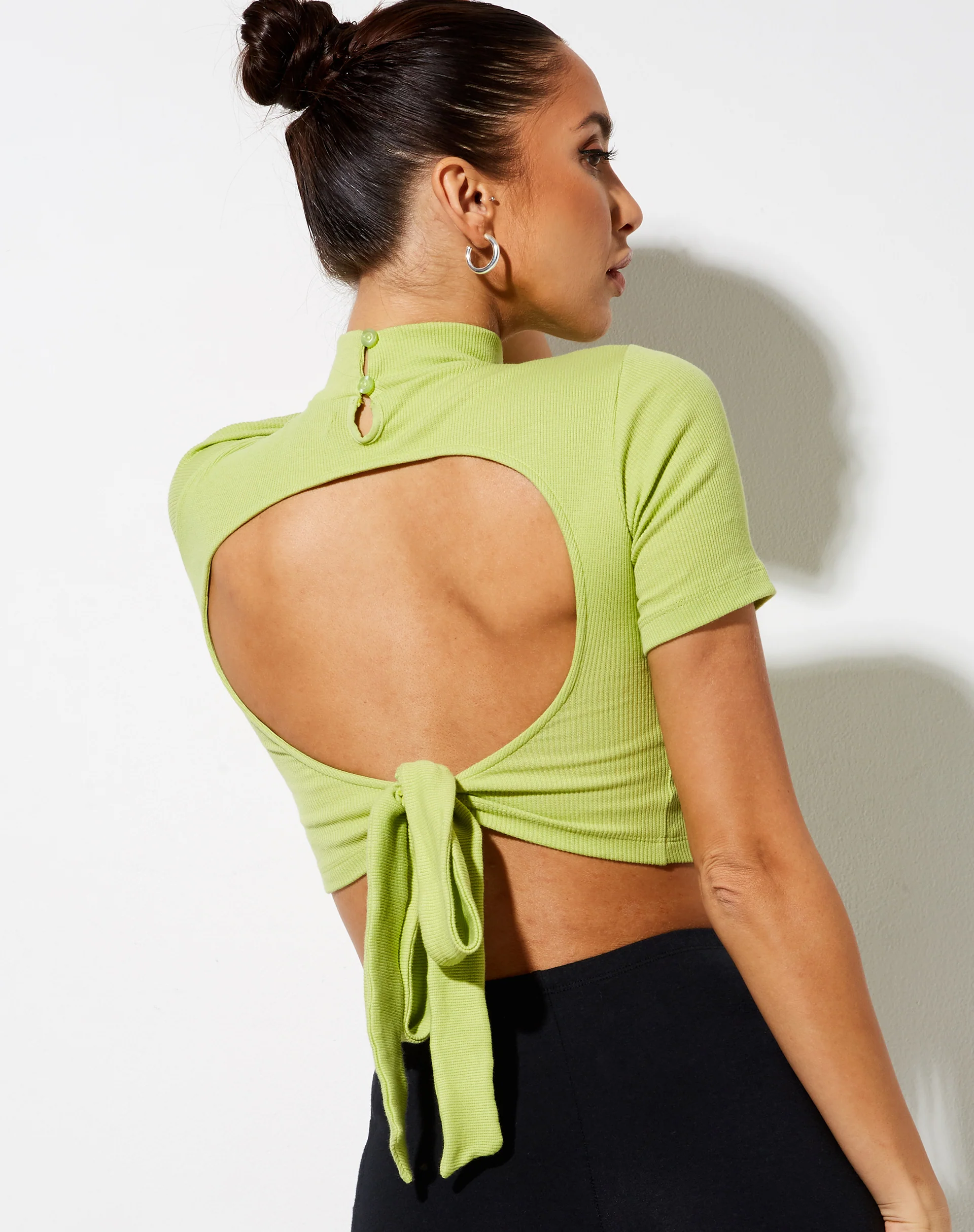 Que Crop Top in Leaf Green - Image 4