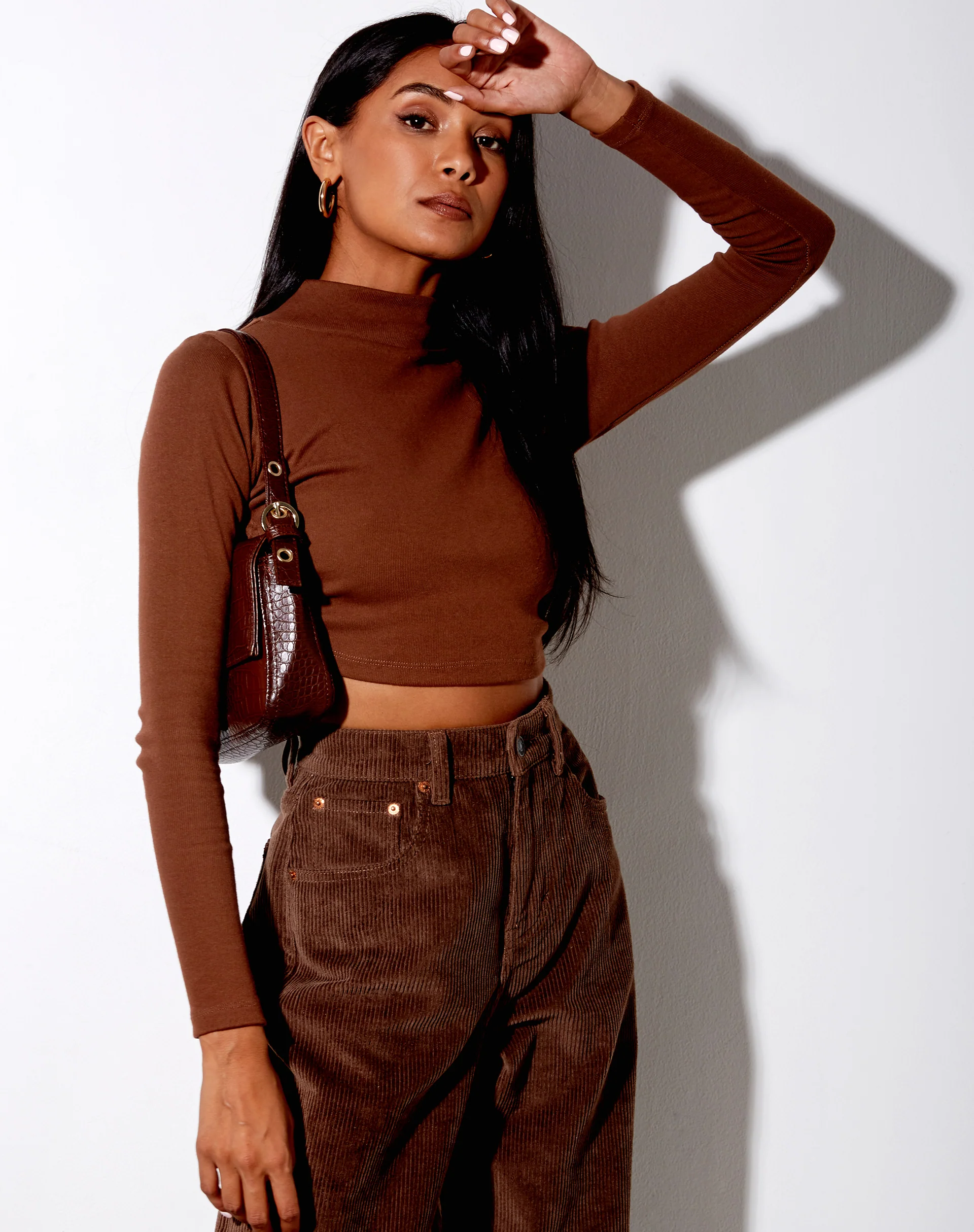 Quelia Crop Top in Rib Cocoa - Image 2