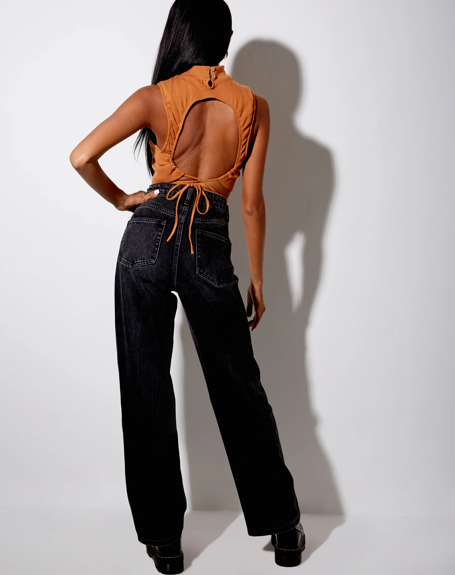Quera Crop Top in Rib Salted Caramel - Image 4