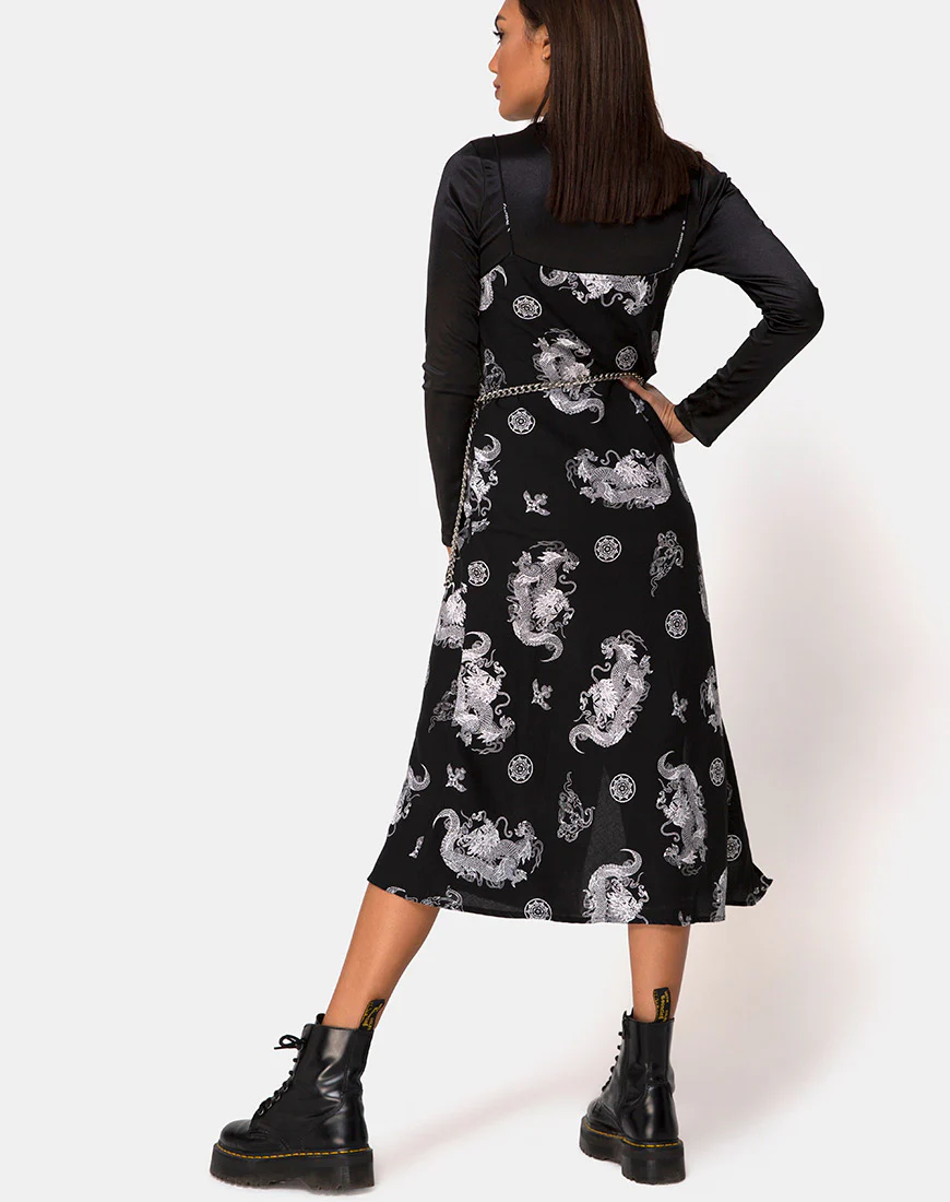 Quinty Maxi Dress in Dragon Black - Image 2