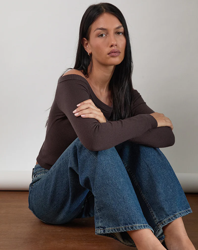 Renie Bardot Top in Dark Brown Knit - Image 2