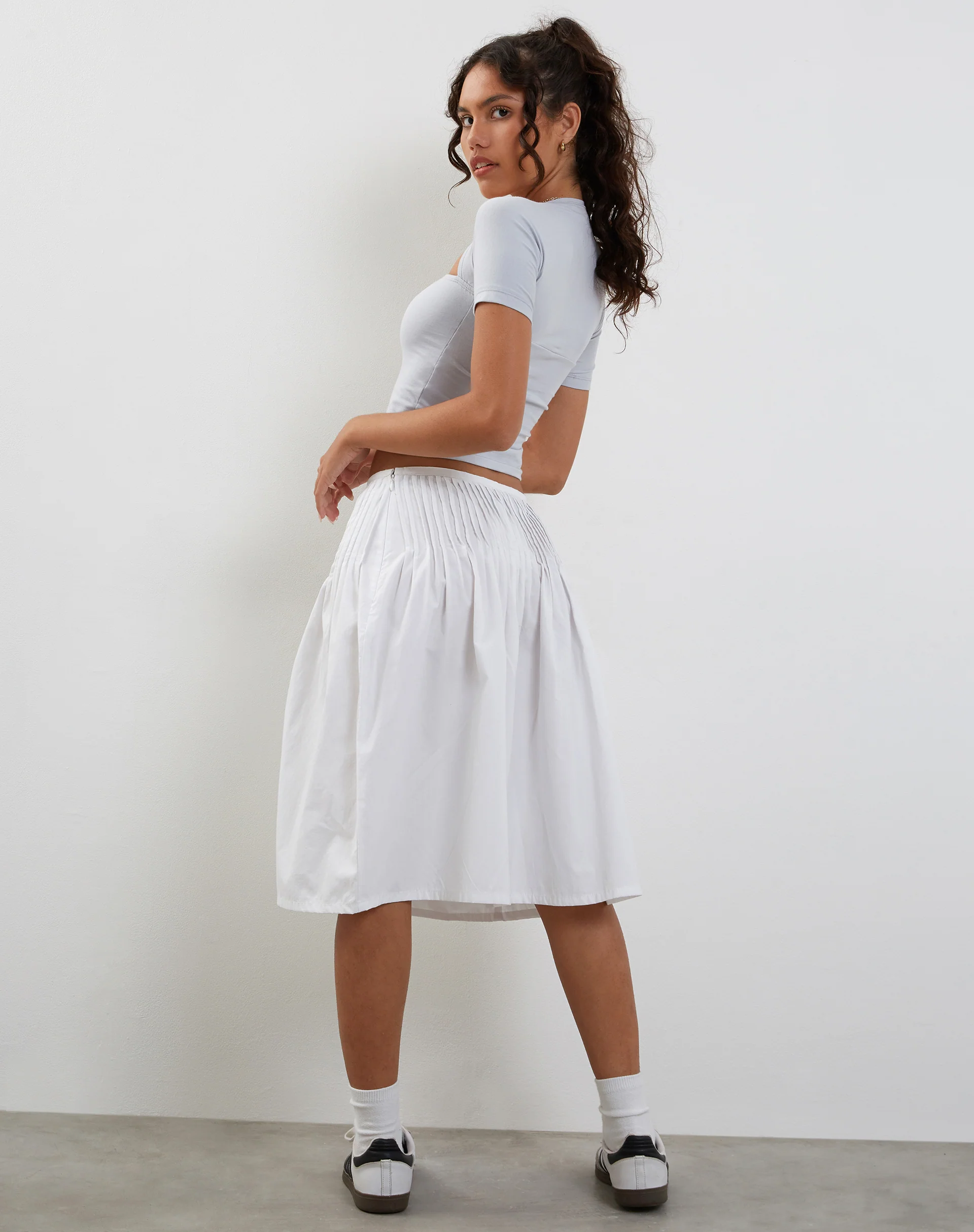 Requa Crop Top in Grey Dawn - Image 4