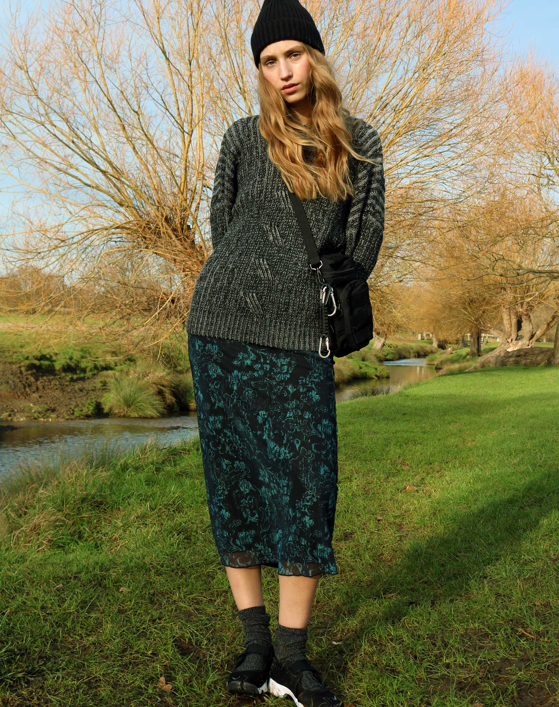 Rindu Midi Skirt in Batik Botanical Black Green - Image 3