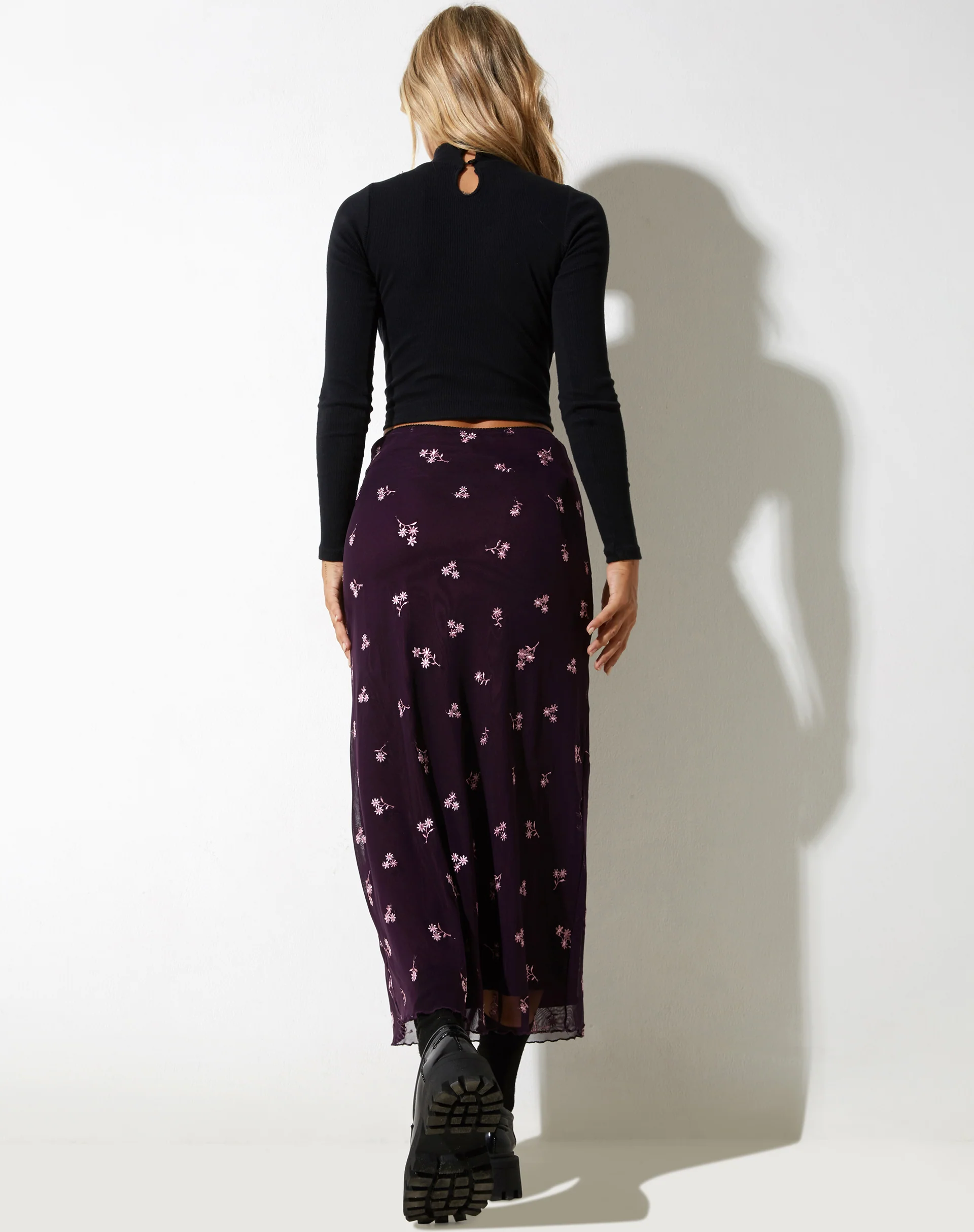 Rindu Maxi Skirt in Plum Daisy Embro - Image 2