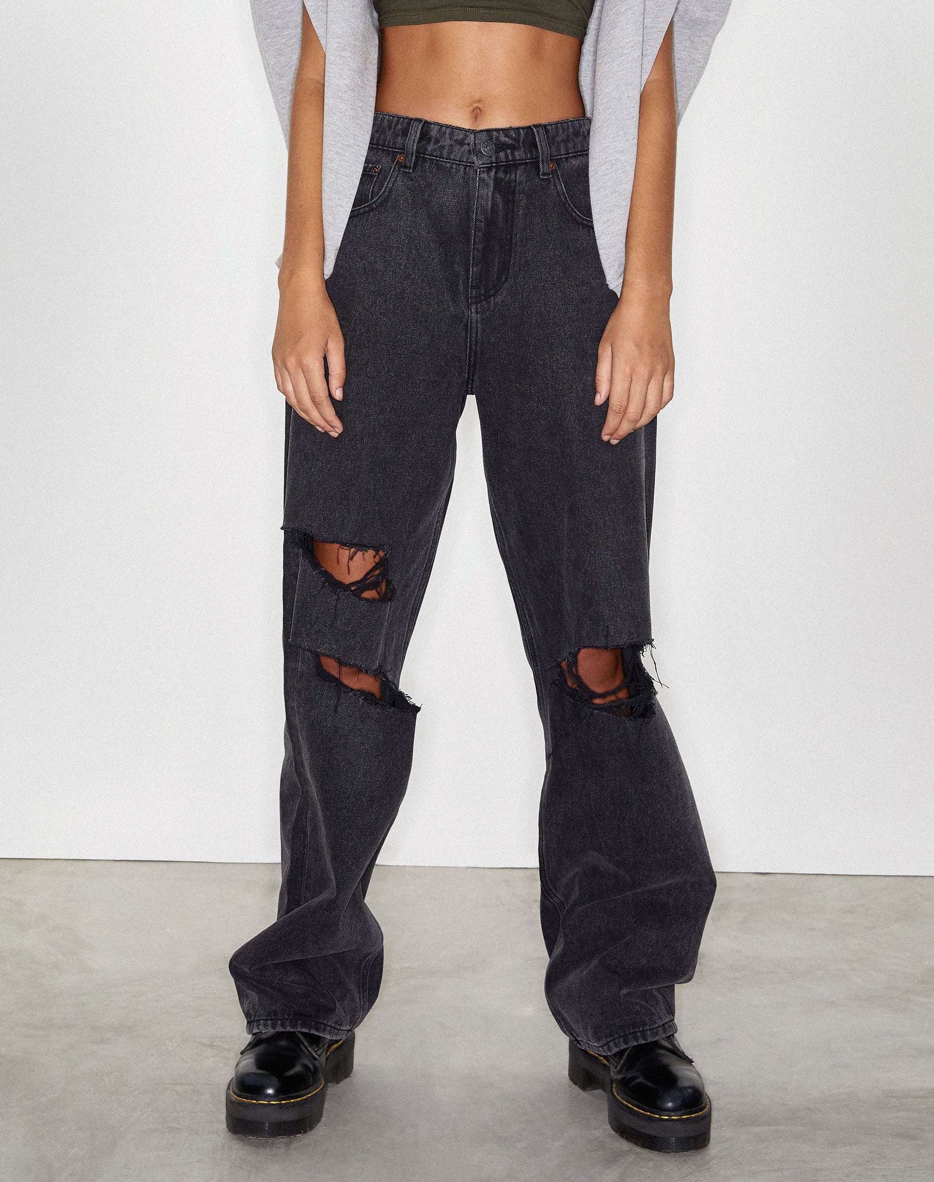 Rips Parallel Jeans in Black Wash - Image 2