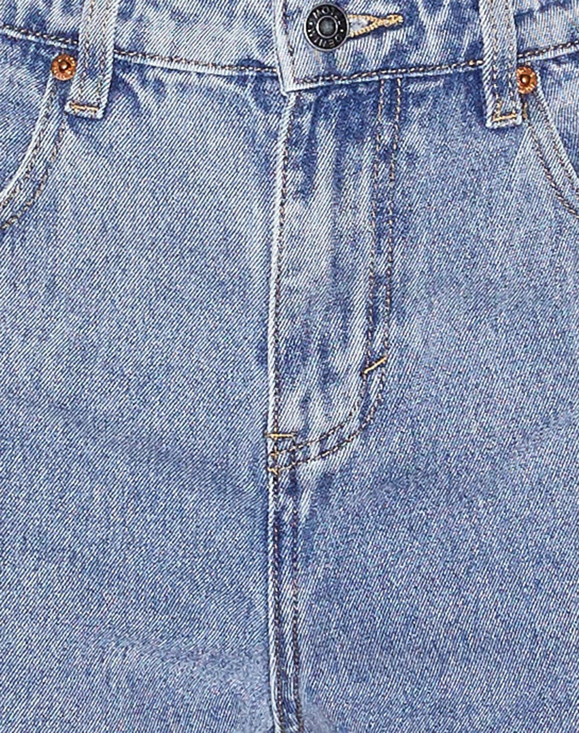 Rips Parallel Jean in Light Wash - Image 6