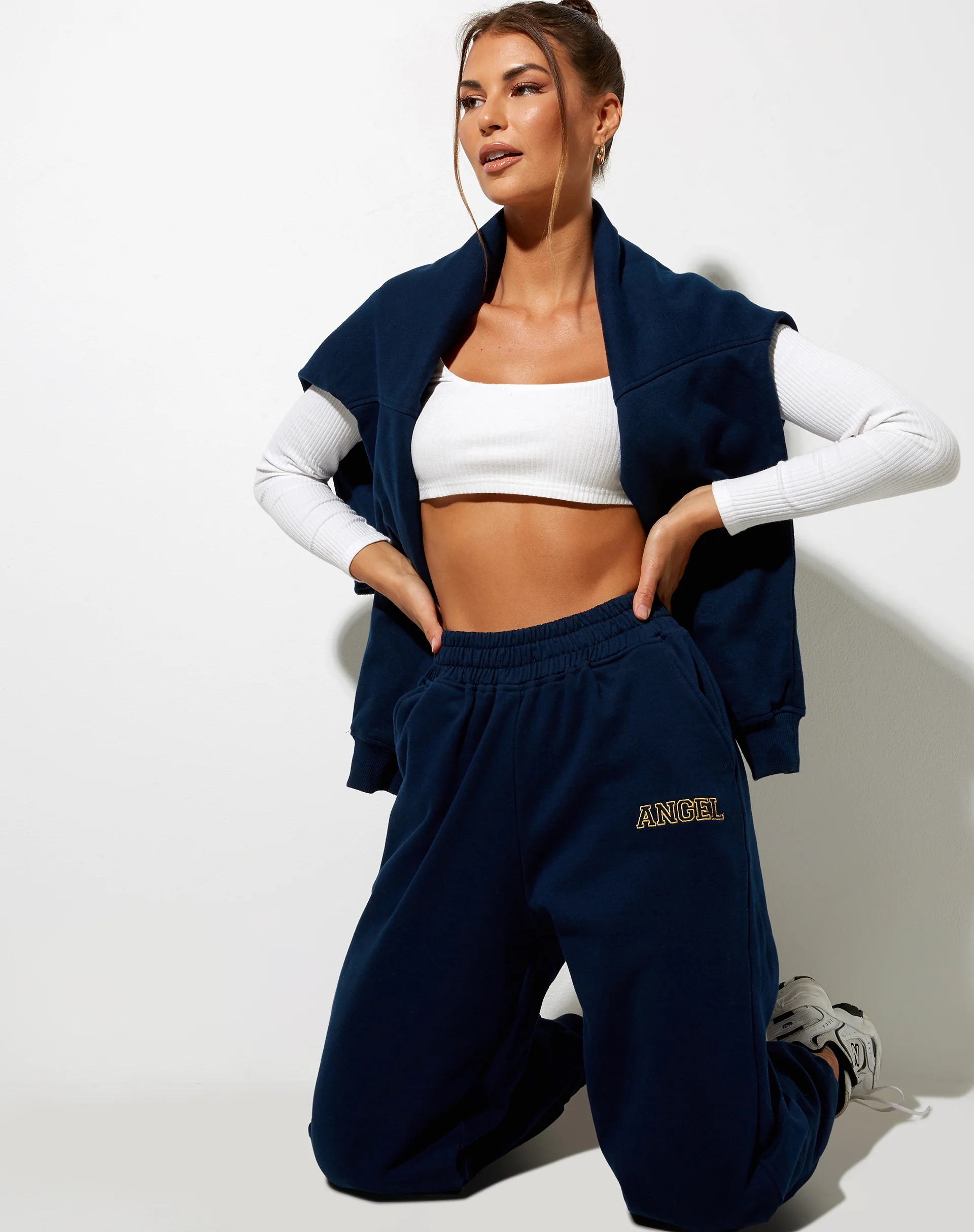 Roider Jogger in Navy 'Angel' Embro in Yellow - Image 3