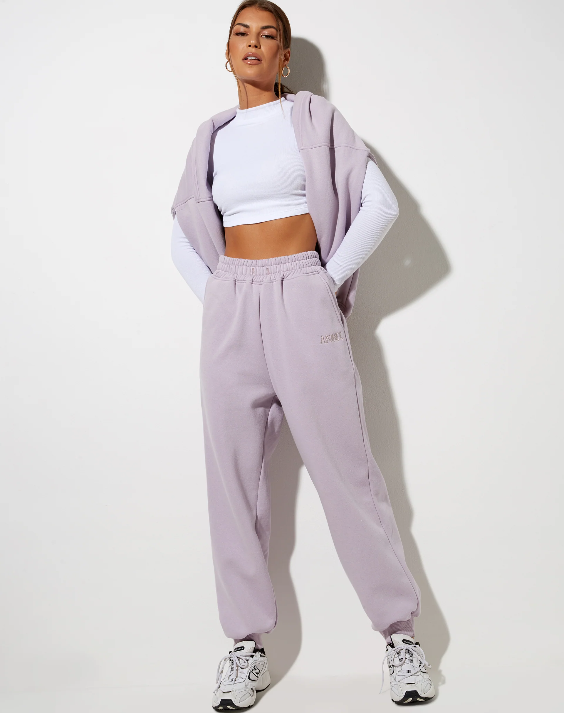 Roider Jogger in Violet 'Angel' Embro - Image 4