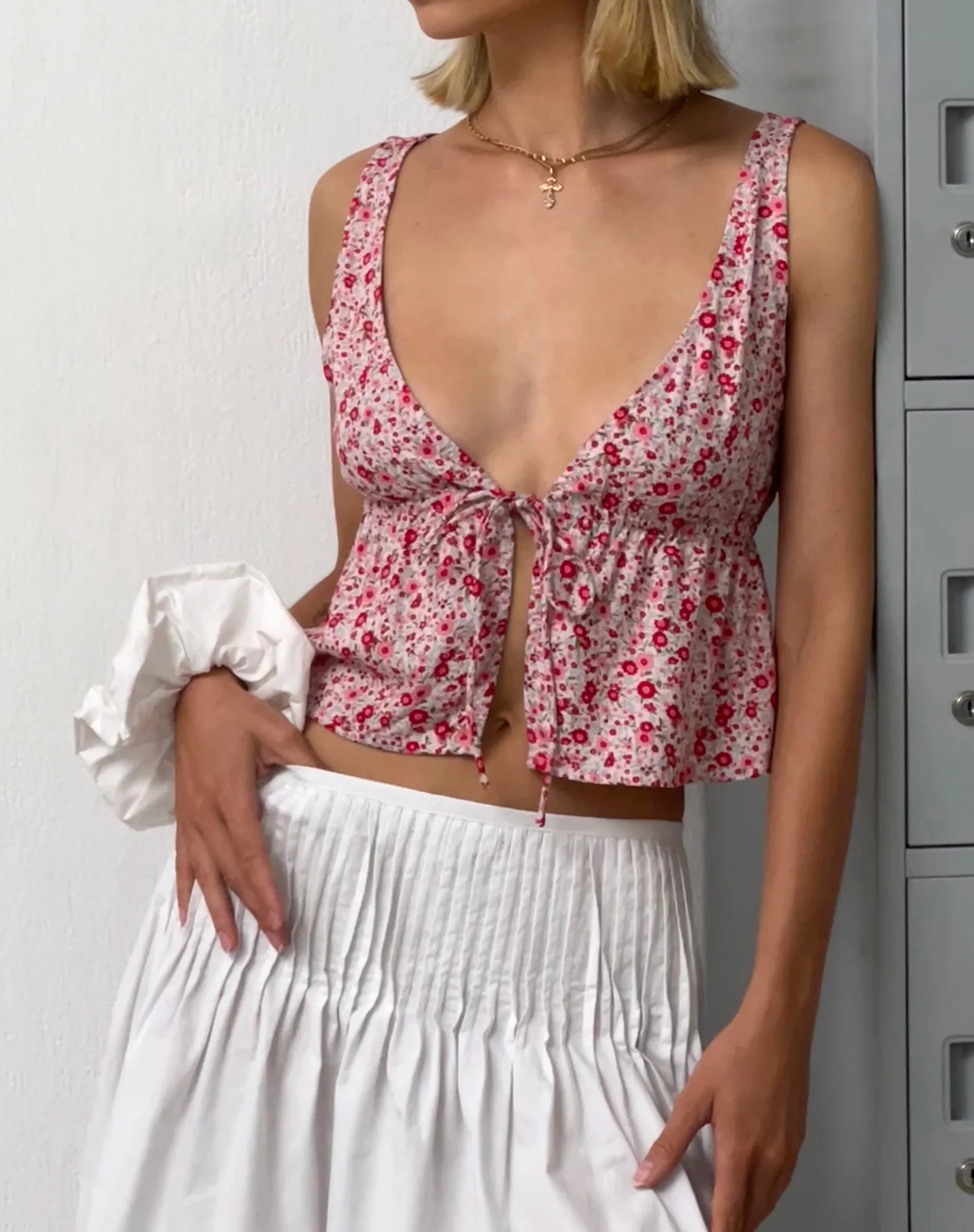Rolia Tie Front Top in Ditsy Floral Blush Red - Image 3