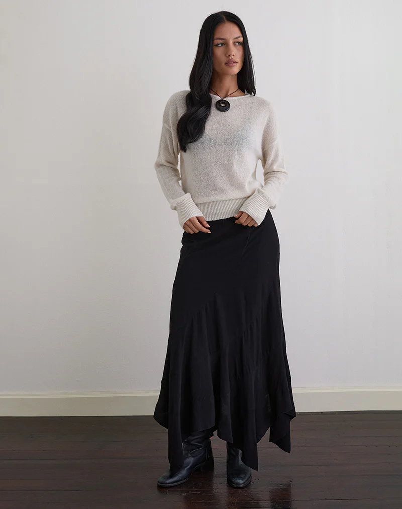 Rombe Maxi Skirt in Black - Image 5