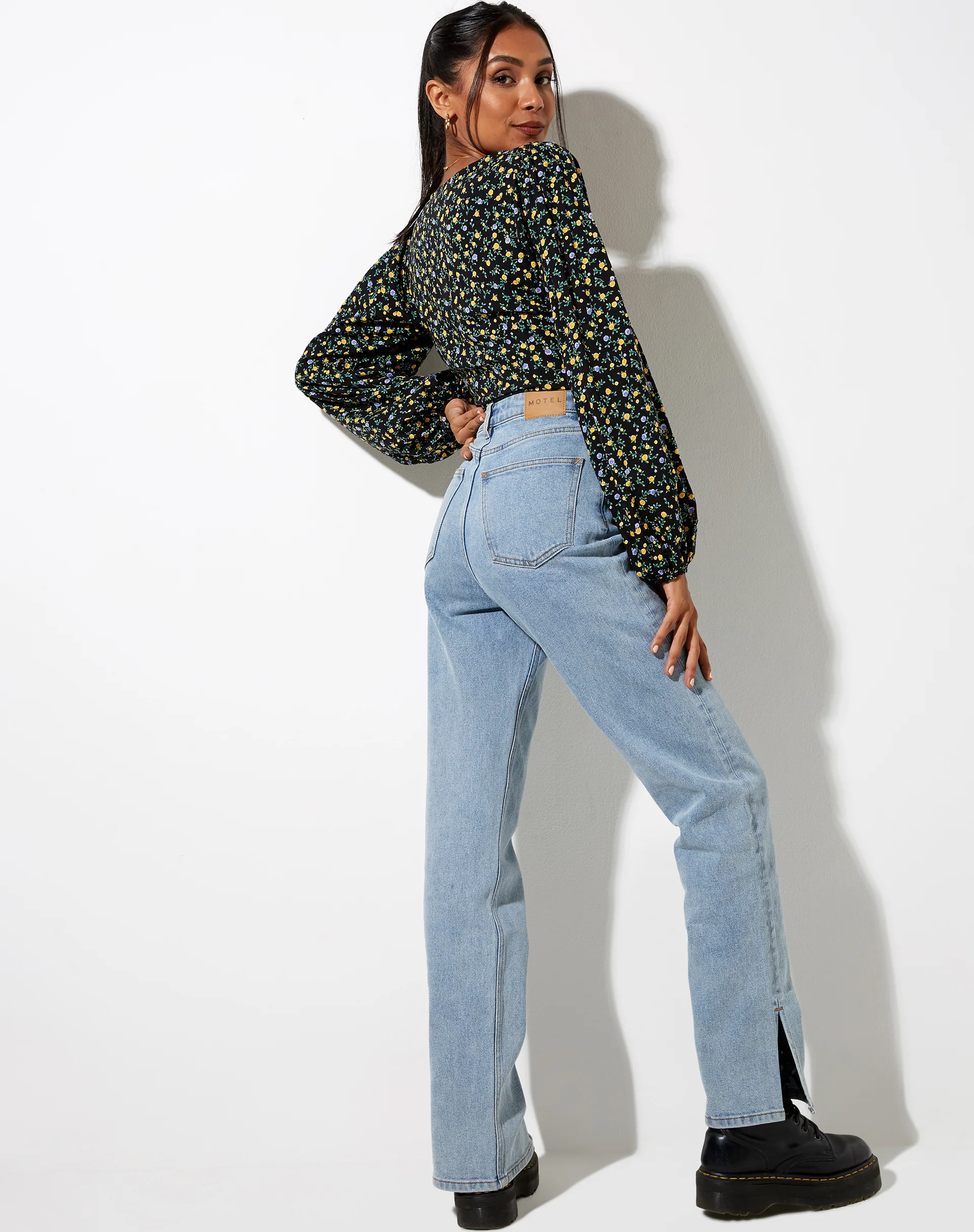Romina Top in Flowing Flower Black - Image 2