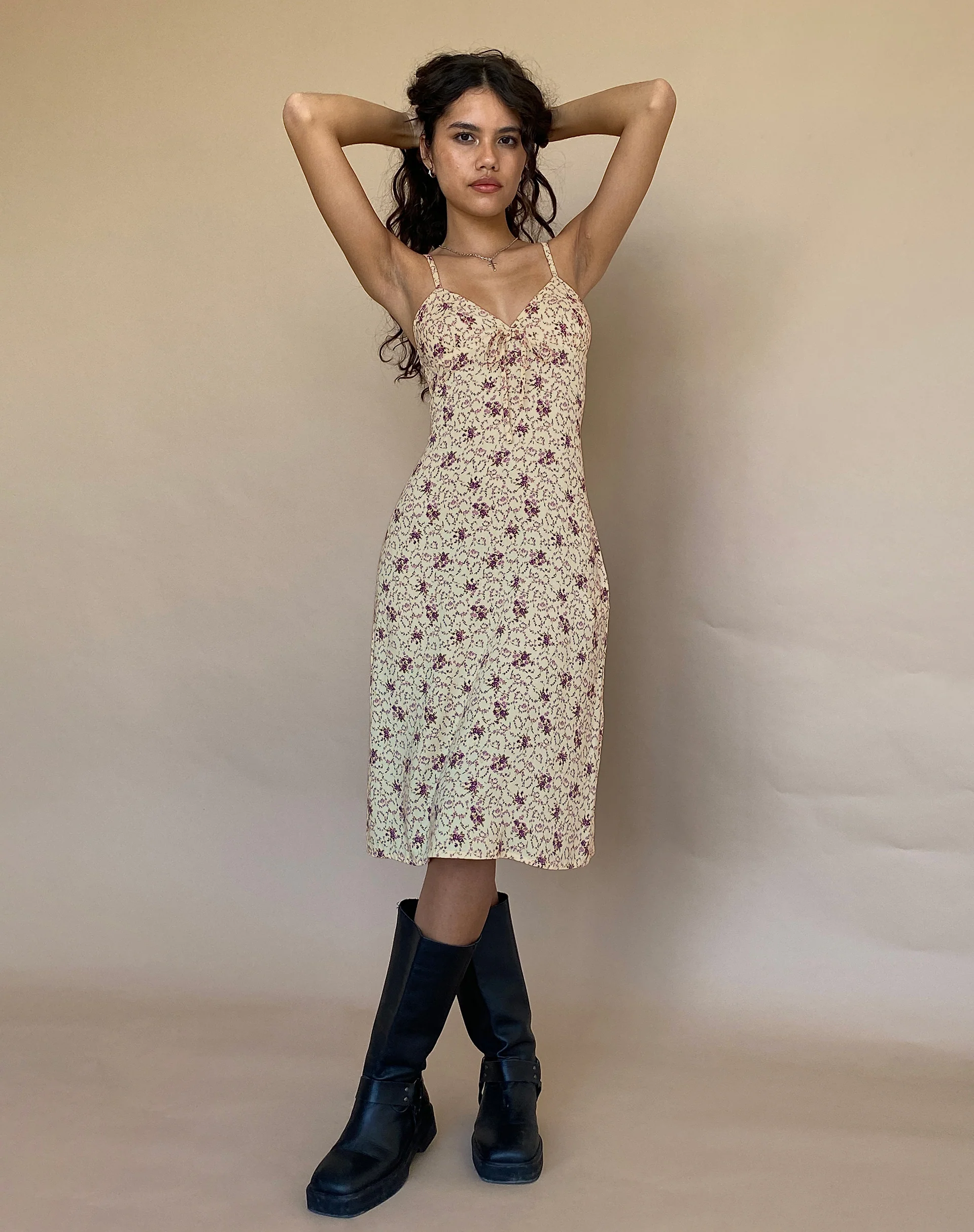 Ronsha Midi Dress in Flower Chain Cream - Image 2