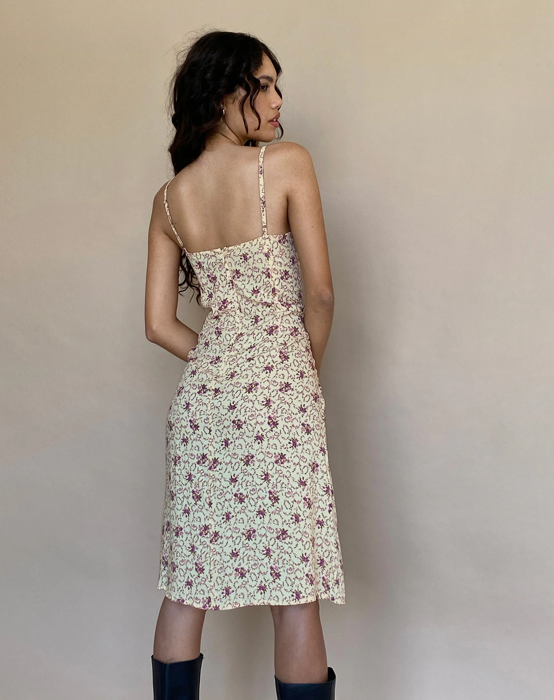 Ronsha Midi Dress in Flower Chain Cream - Image 5
