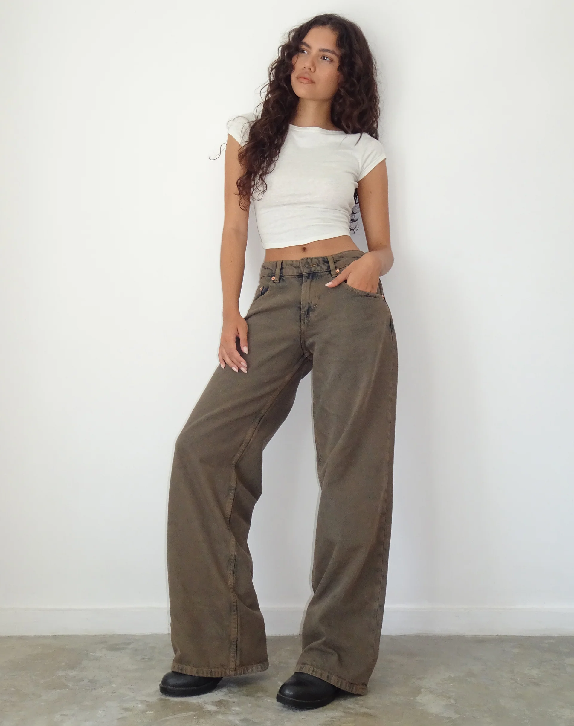 Roomy Extra Wide Low Rise Jeans in Dark Sand - Image 3