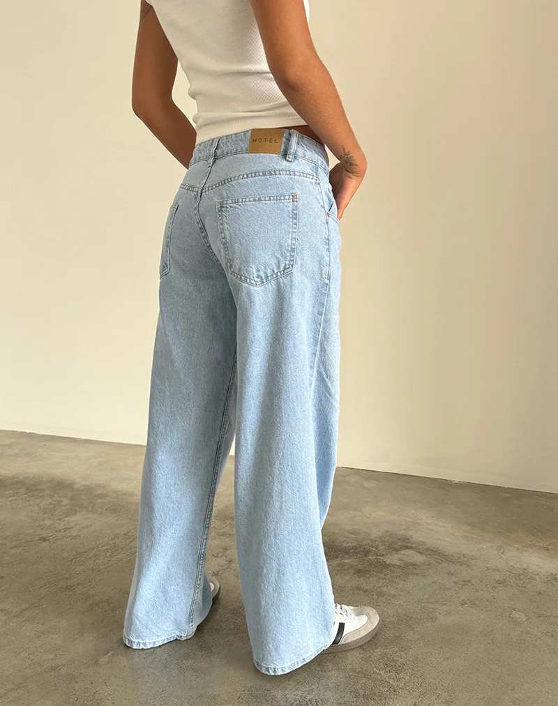 Roomy Extra Wide Low Rise Jeans in Light Wash Blue - Image 3