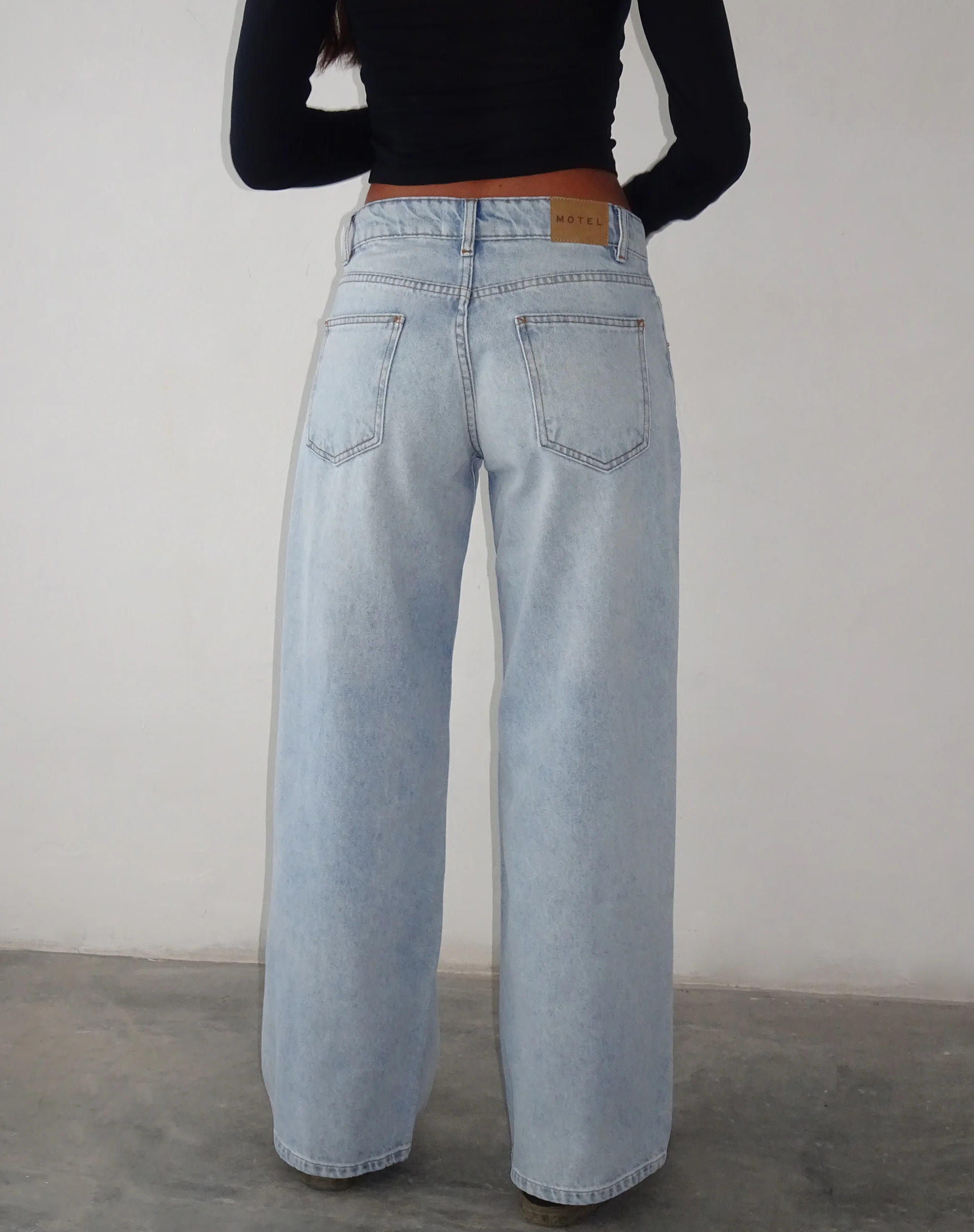 Roomy Extra Wide Low Rise Jeans in Extreme Light Blue Wash - Image 3