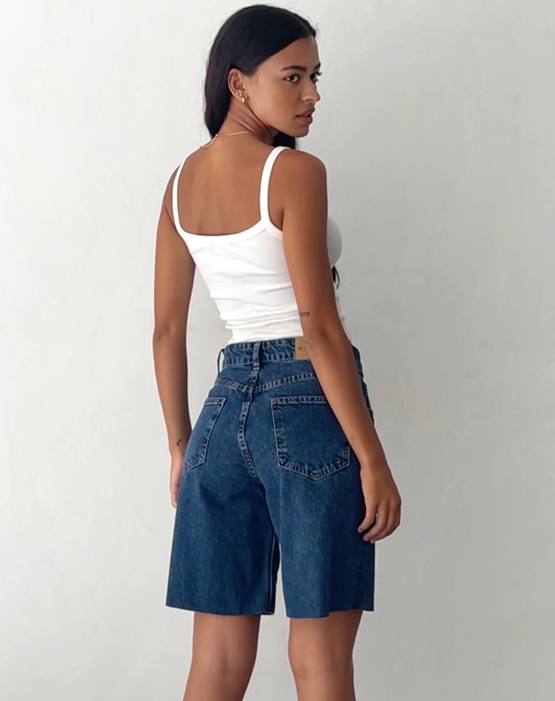 Roomy Mid Rise Jorts in Mid Blue Used - Image 2