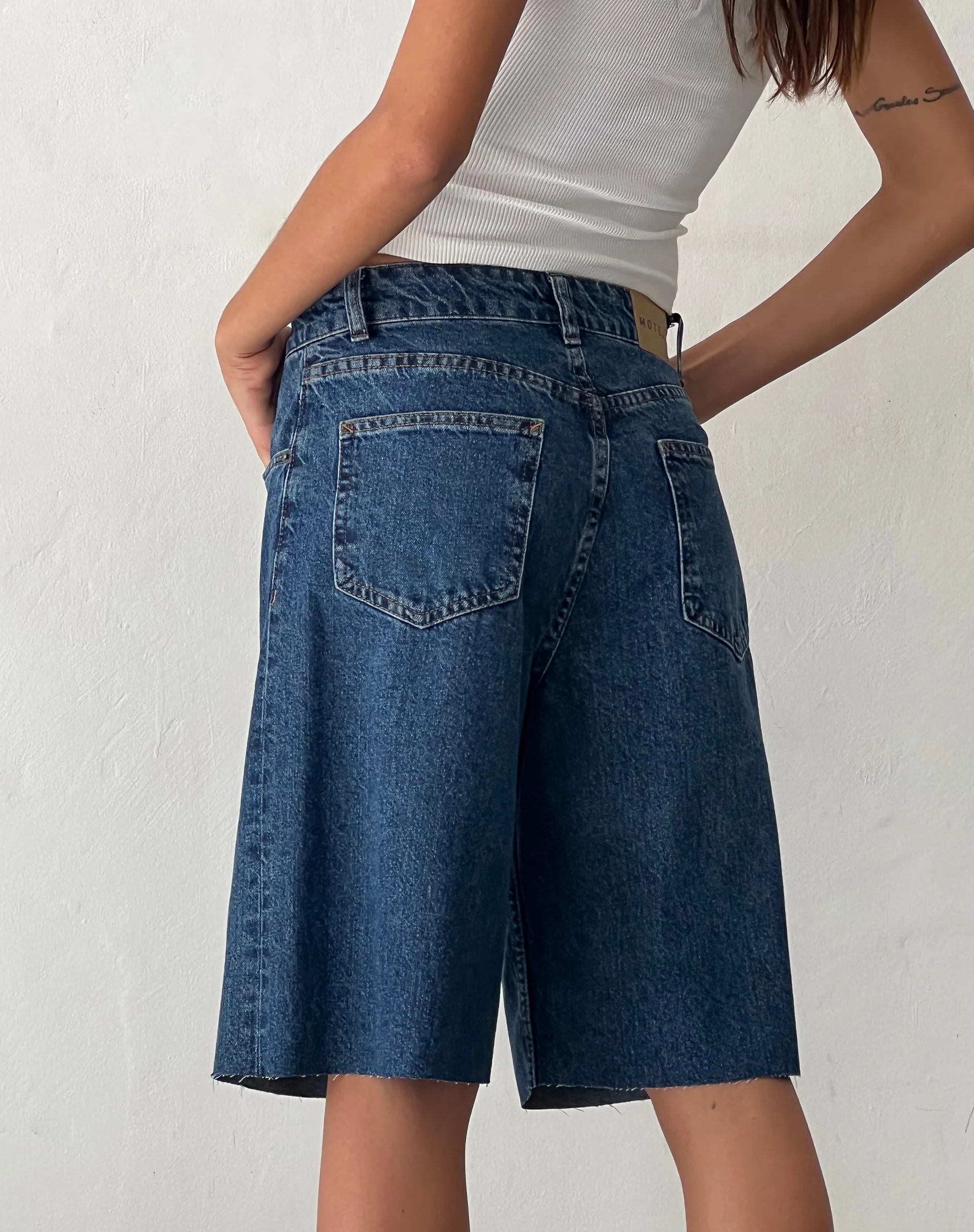 Roomy Mid Rise Long Jorts in Mid Blue Used - Image 5