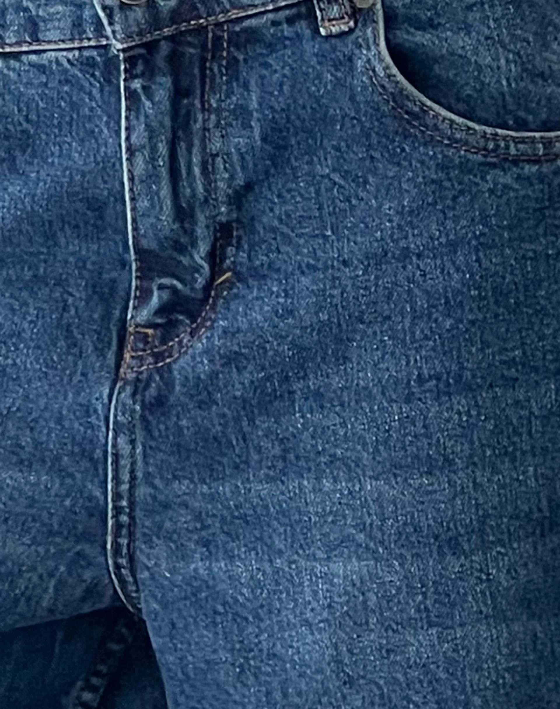 Roomy Mid Rise Long Jorts in Mid Blue Used - Image 7