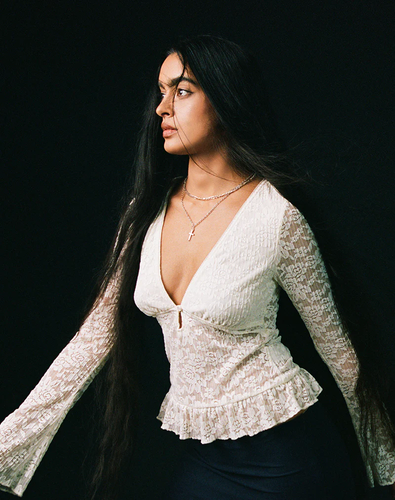 Roselle Keyhole Long Sleeve Top in Lace Ivory - Image 4