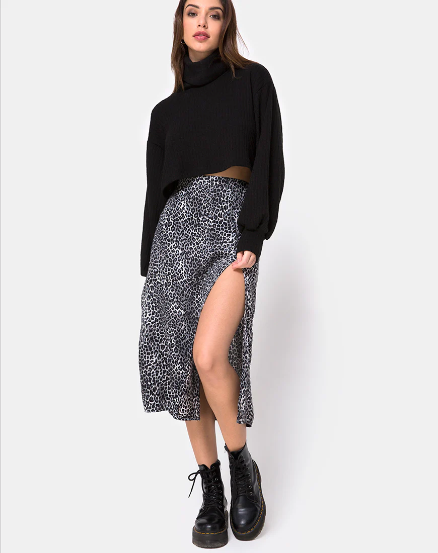Saika Midi Skirt in Rar Leopard Grey - Image 4