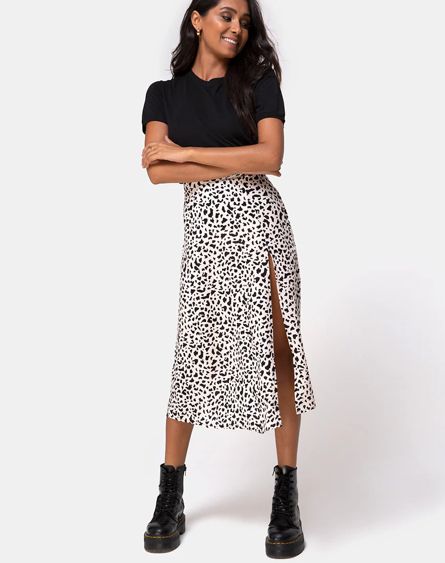 Saika Midi Skirt in Wild Thing - Image 3