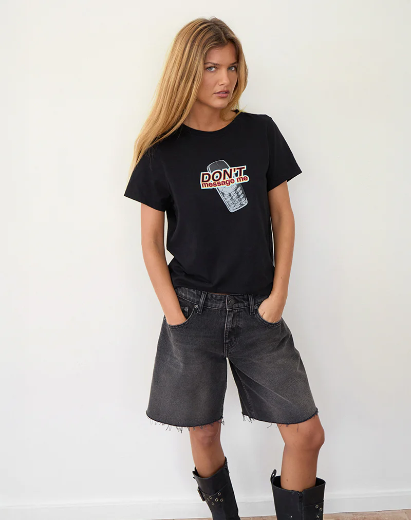 Saki Tee in Black with Don't Message Me Graphic - Image 5