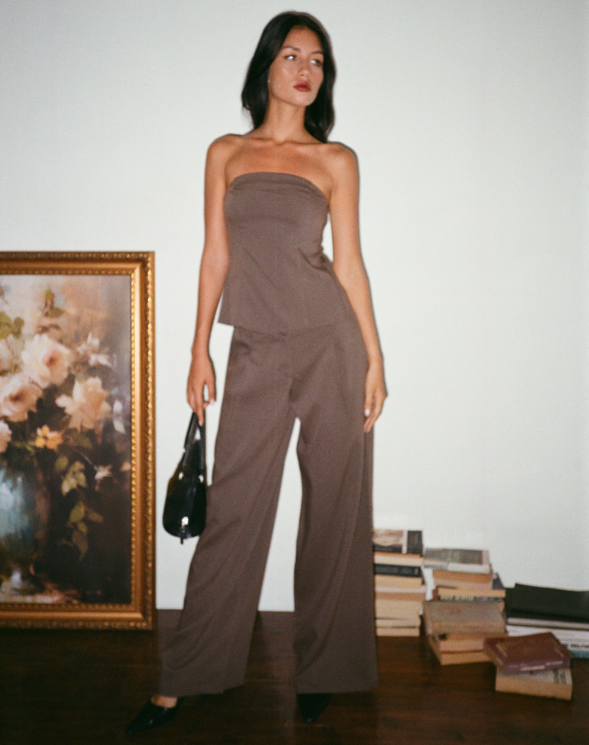 Salisu Wide Leg Trouser in Tailoring Taupe - Image 5